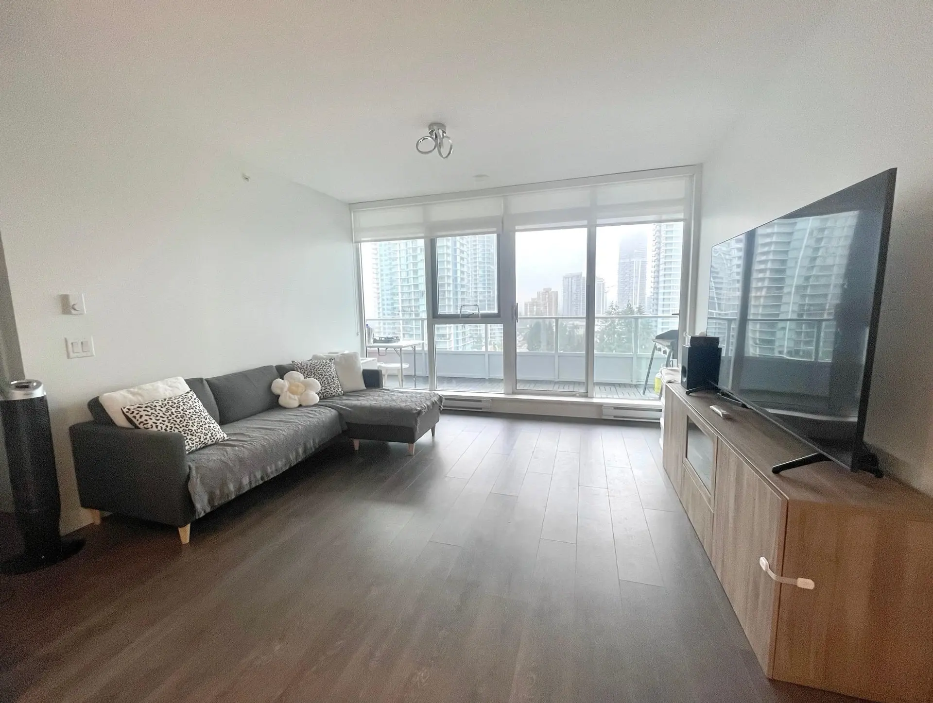 Property at #1304 525 FOSTER AVENUE, Coquitlam, BC