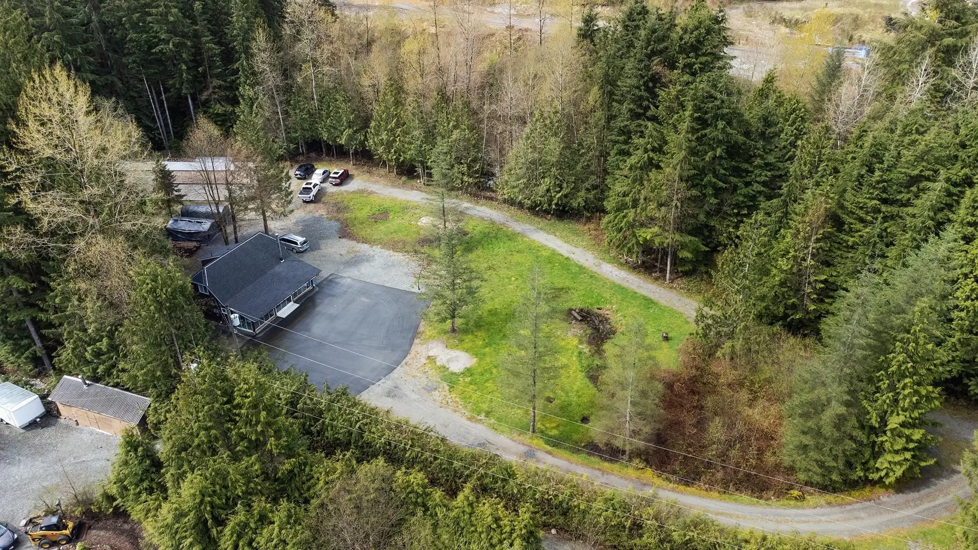 Property at 32152 DEWDNEY TRUNK ROAD, Mission, BC