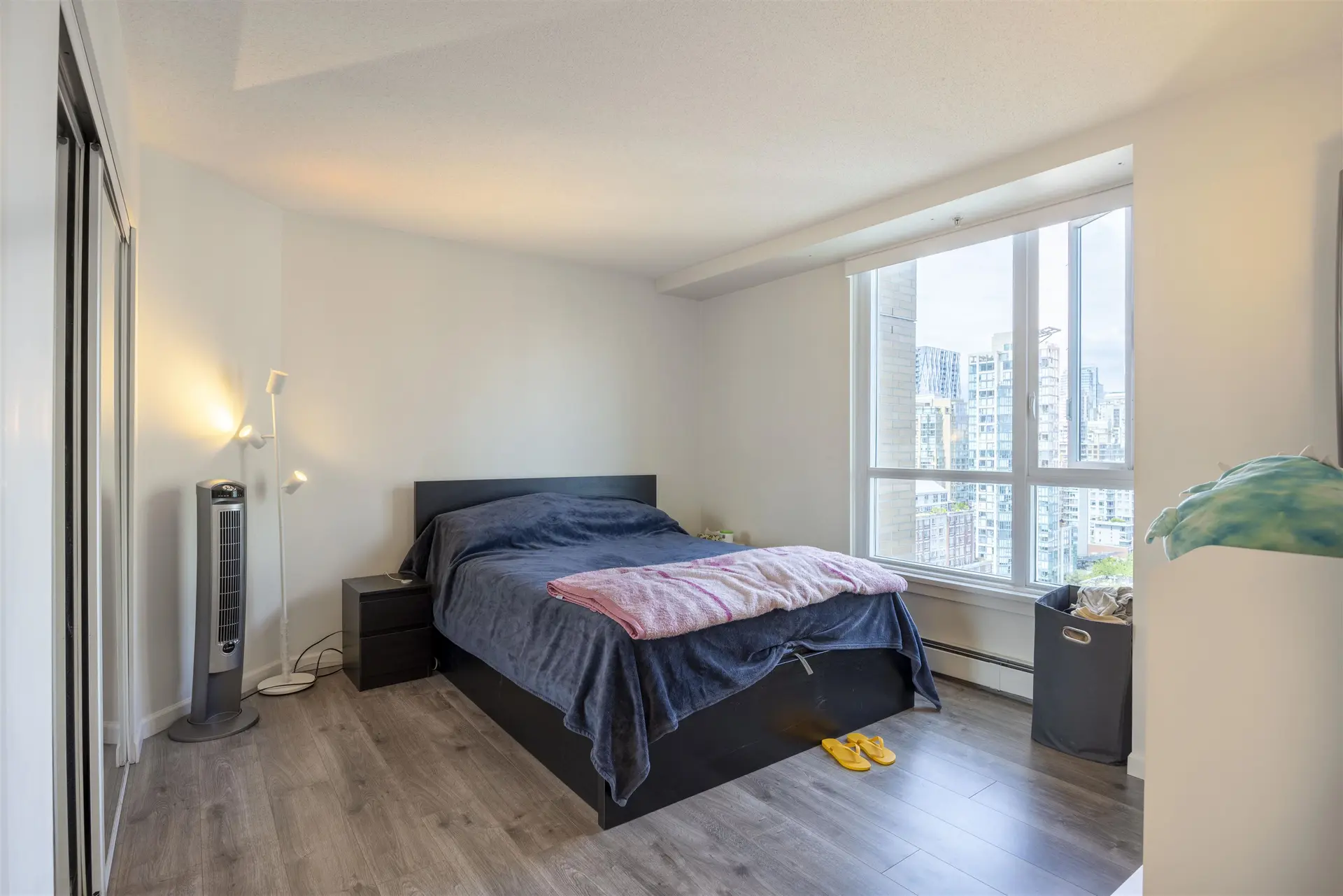 Property at #2505 388 DRAKE STREET, Vancouver, BC