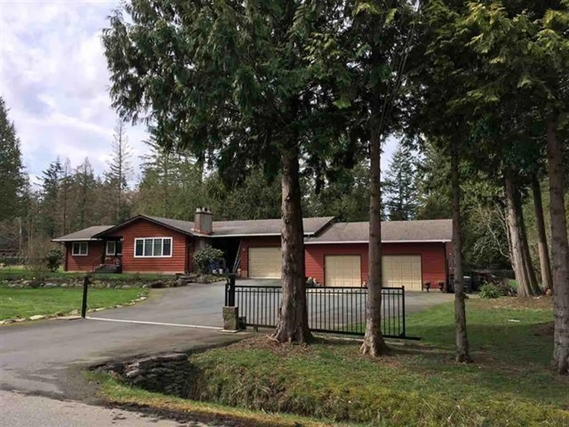 Property at 20075 FERNRIDGE CRESCENT, Langley, BC