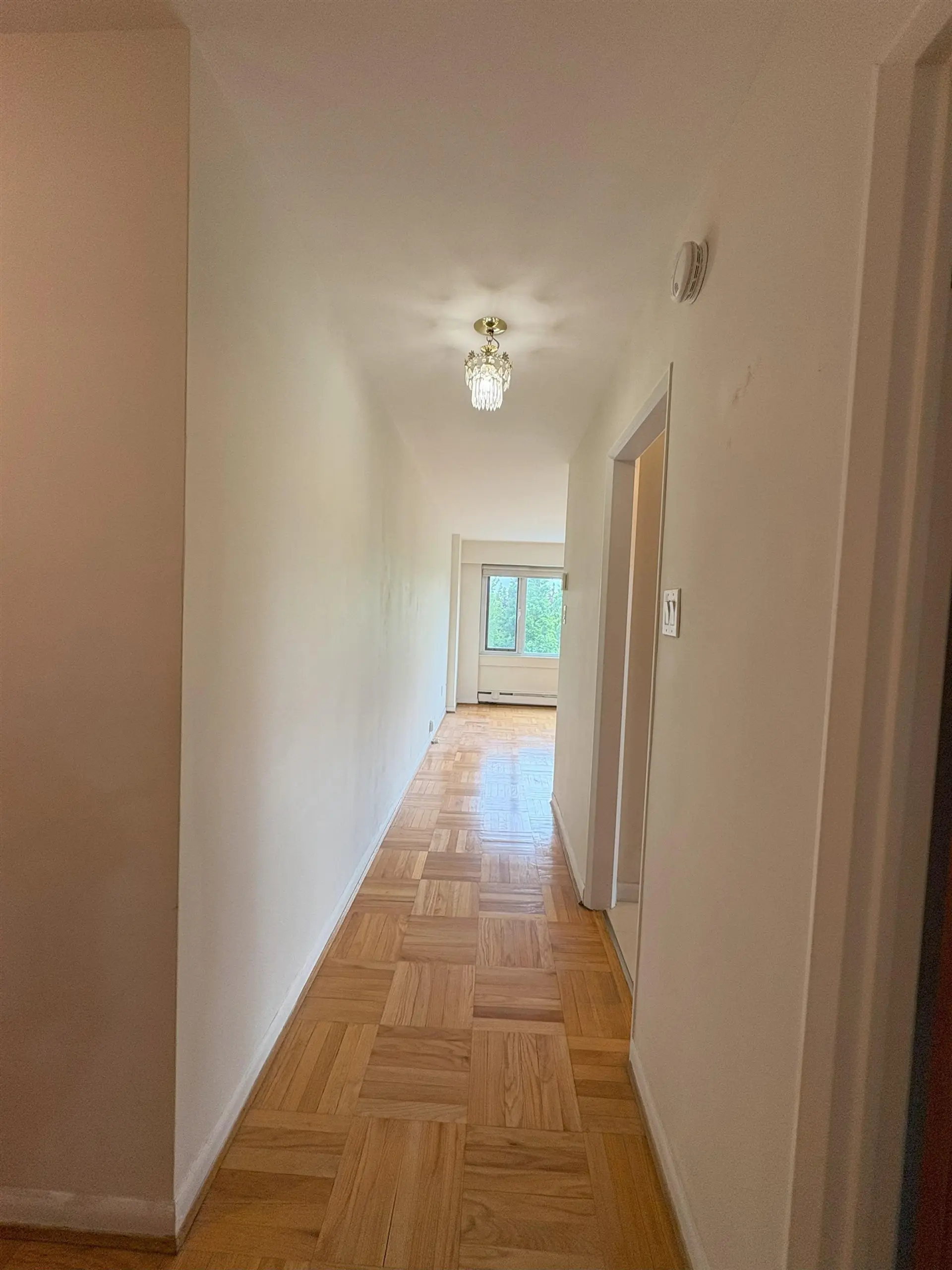 #305 6076 Tisdall Street - Image 17