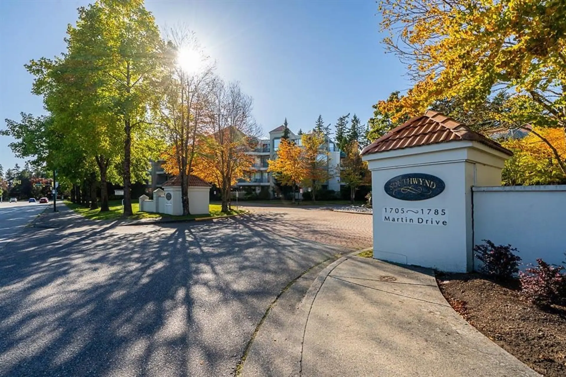 #407 1765 Martin Drive - Image 1