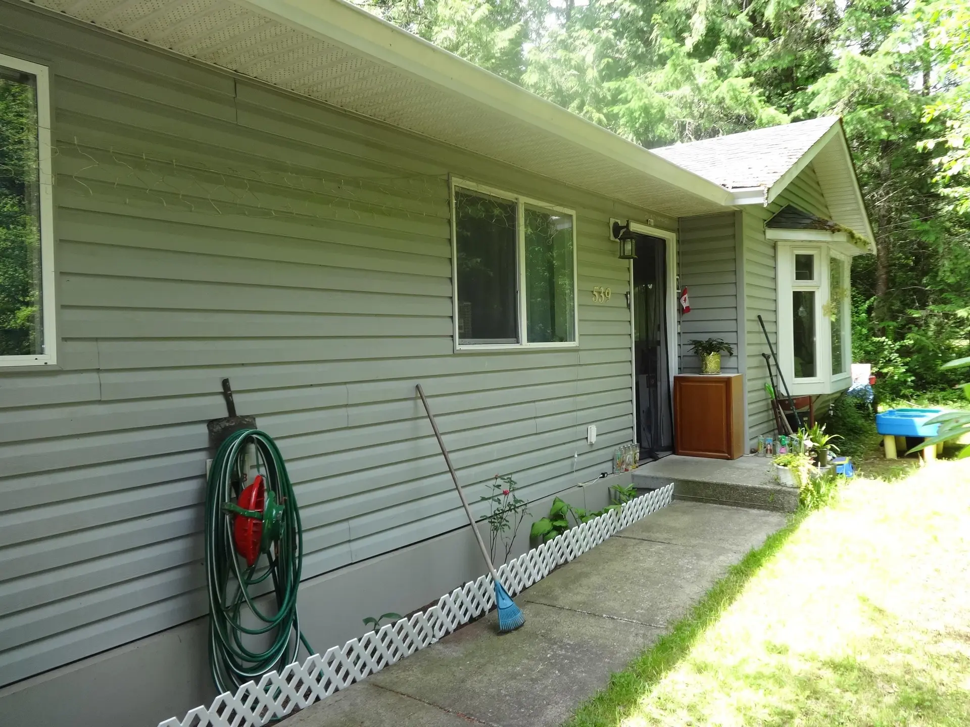 Property at 539 HOUGH ROAD, Gibsons, BC