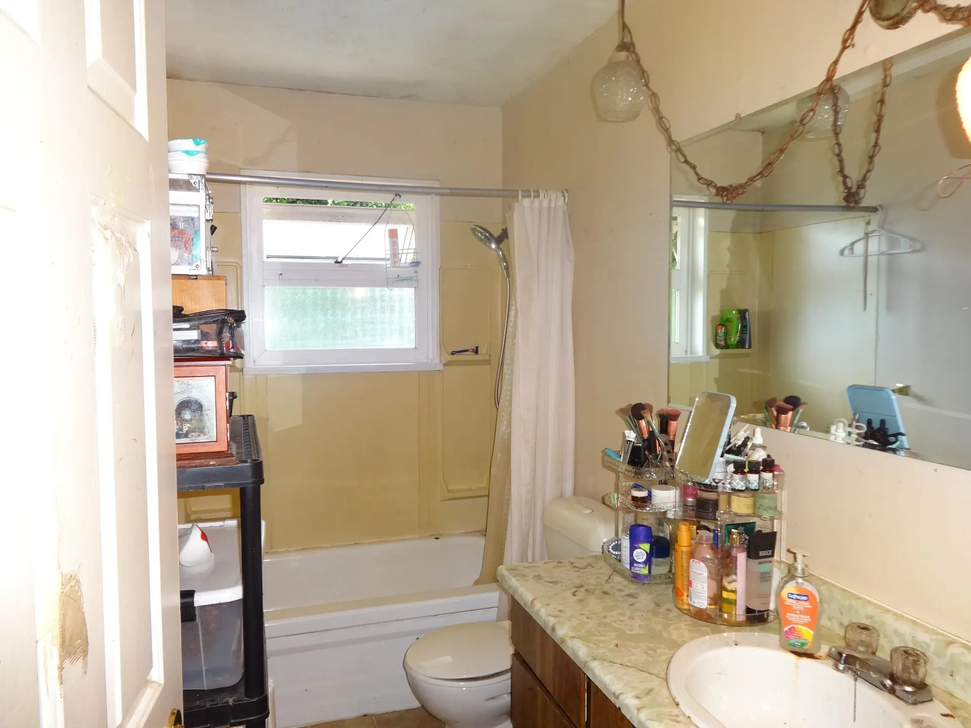 Property at 8161 WESTWOOD ROAD, Halfmoon Bay, BC