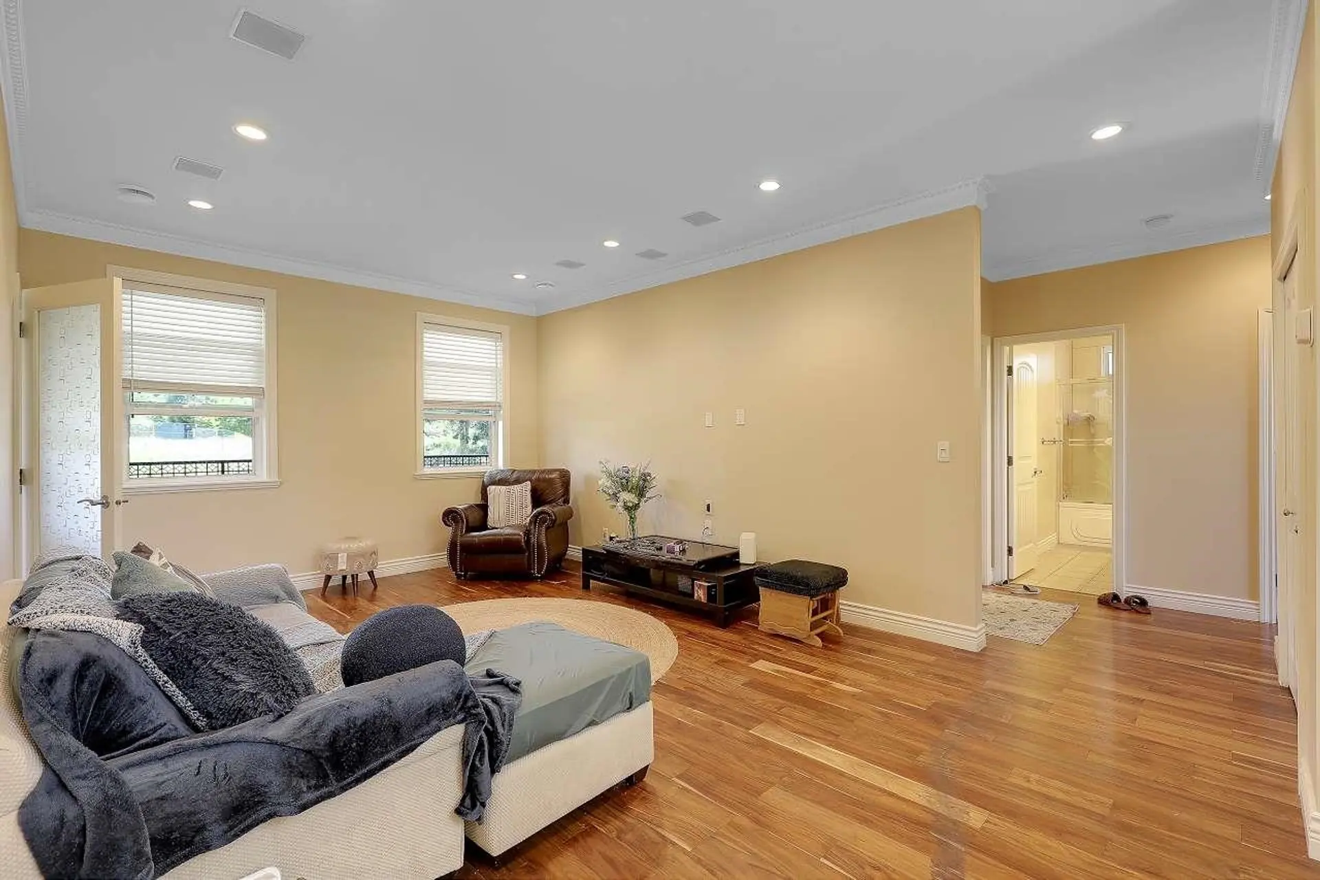 10600 Whalley Boulevard - Image 12