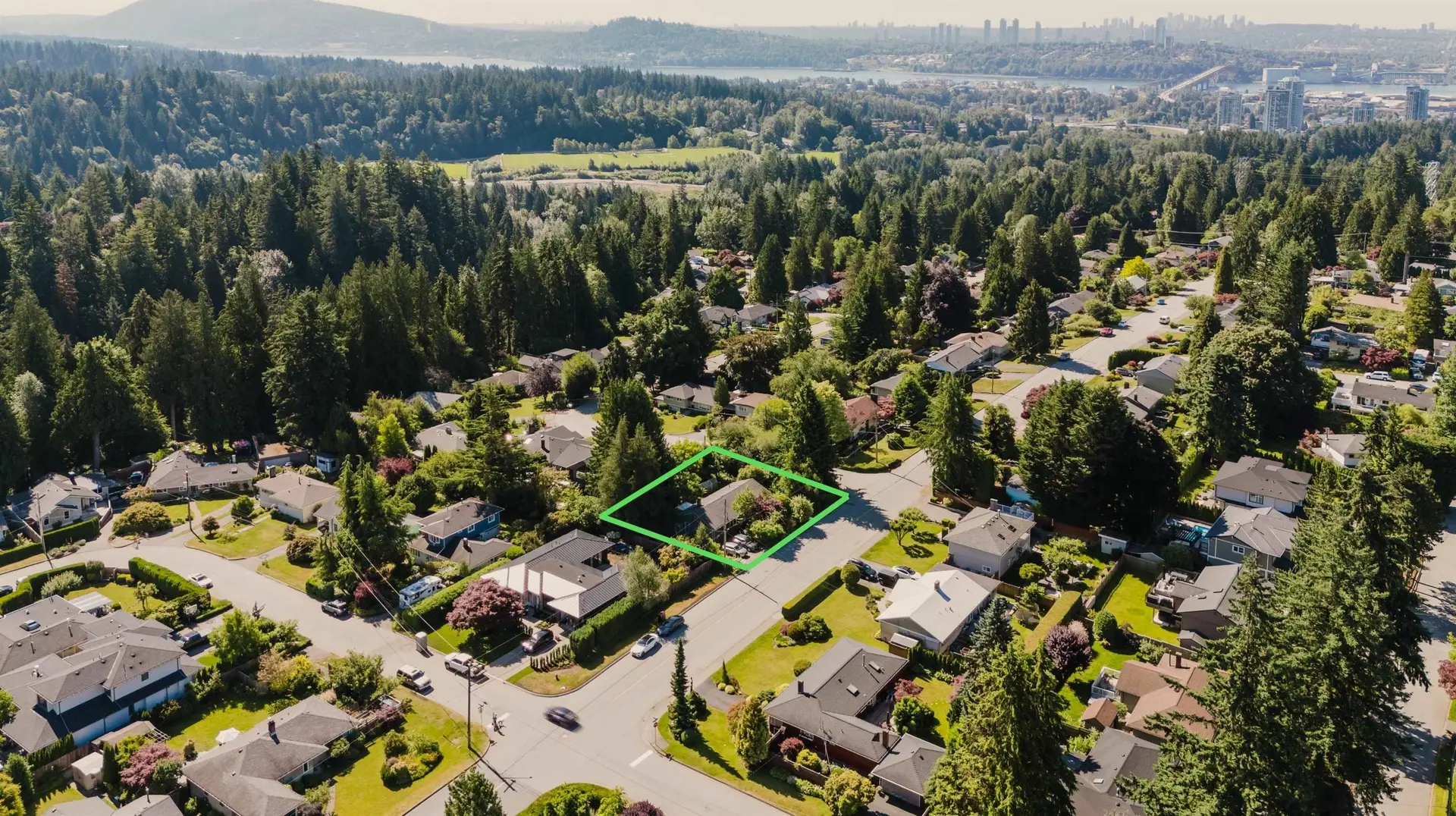 2302 Viewlynn Drive - Image 2
