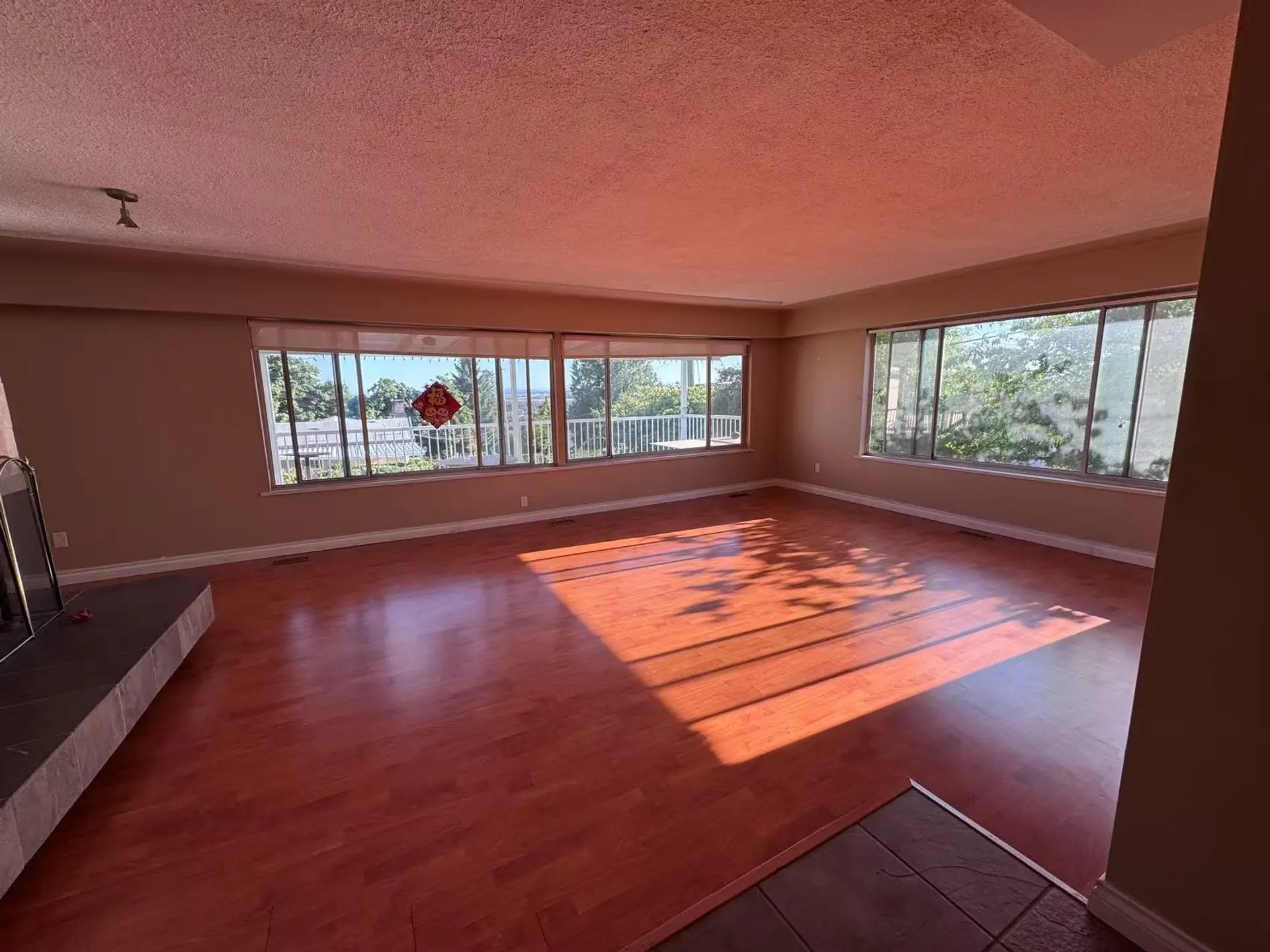 4510 Clinton Street - Image 3