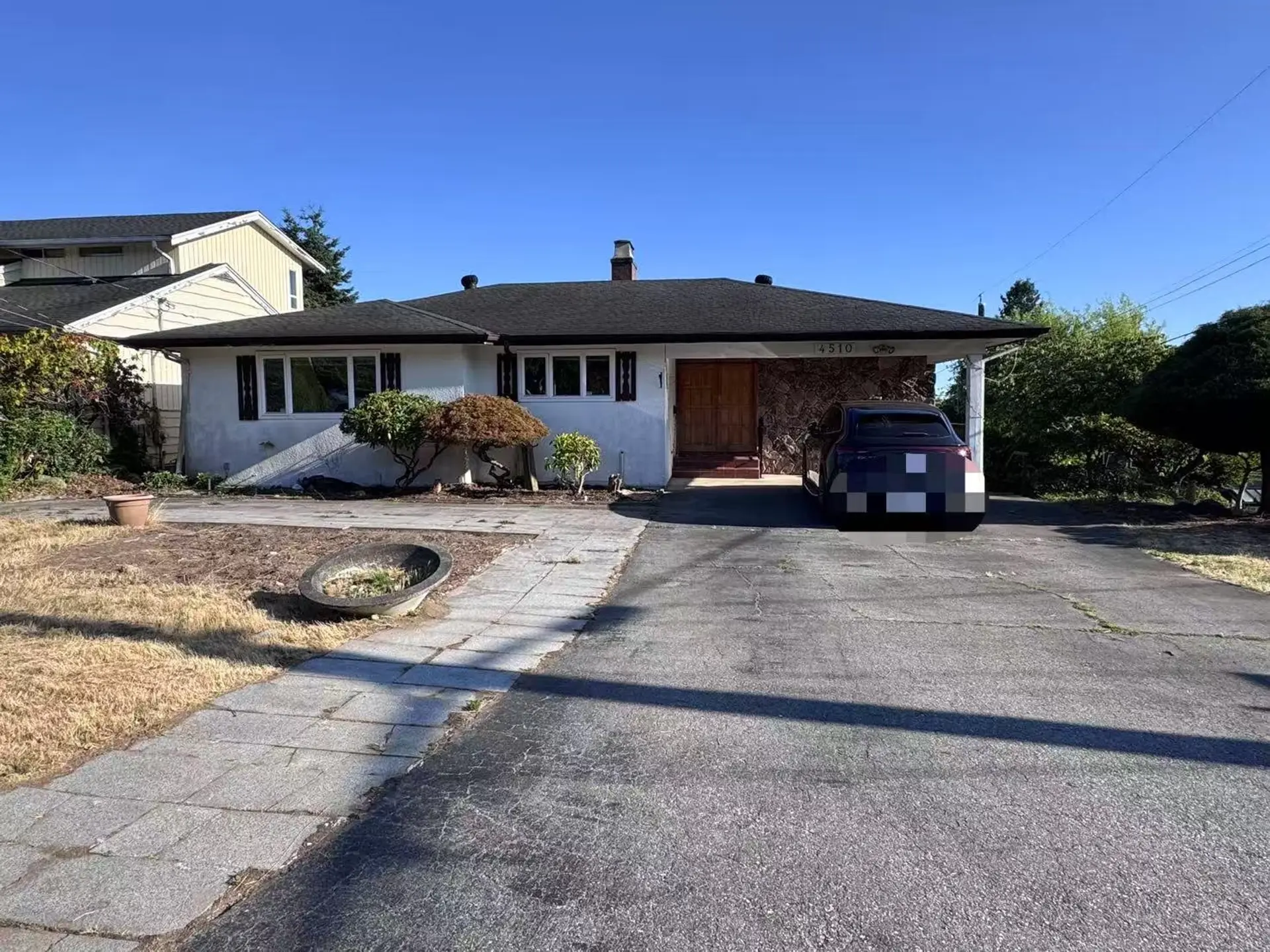 4510 Clinton Street - Image 1