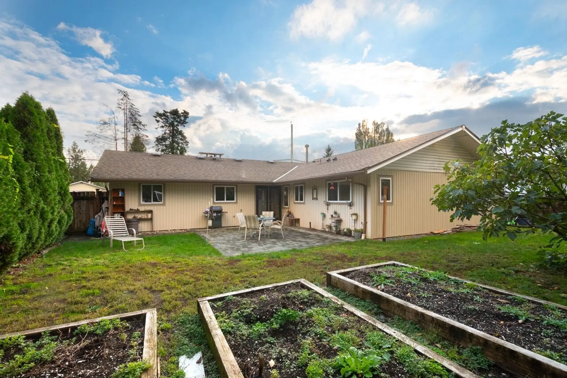 20899 Camwood Avenue - Image 15