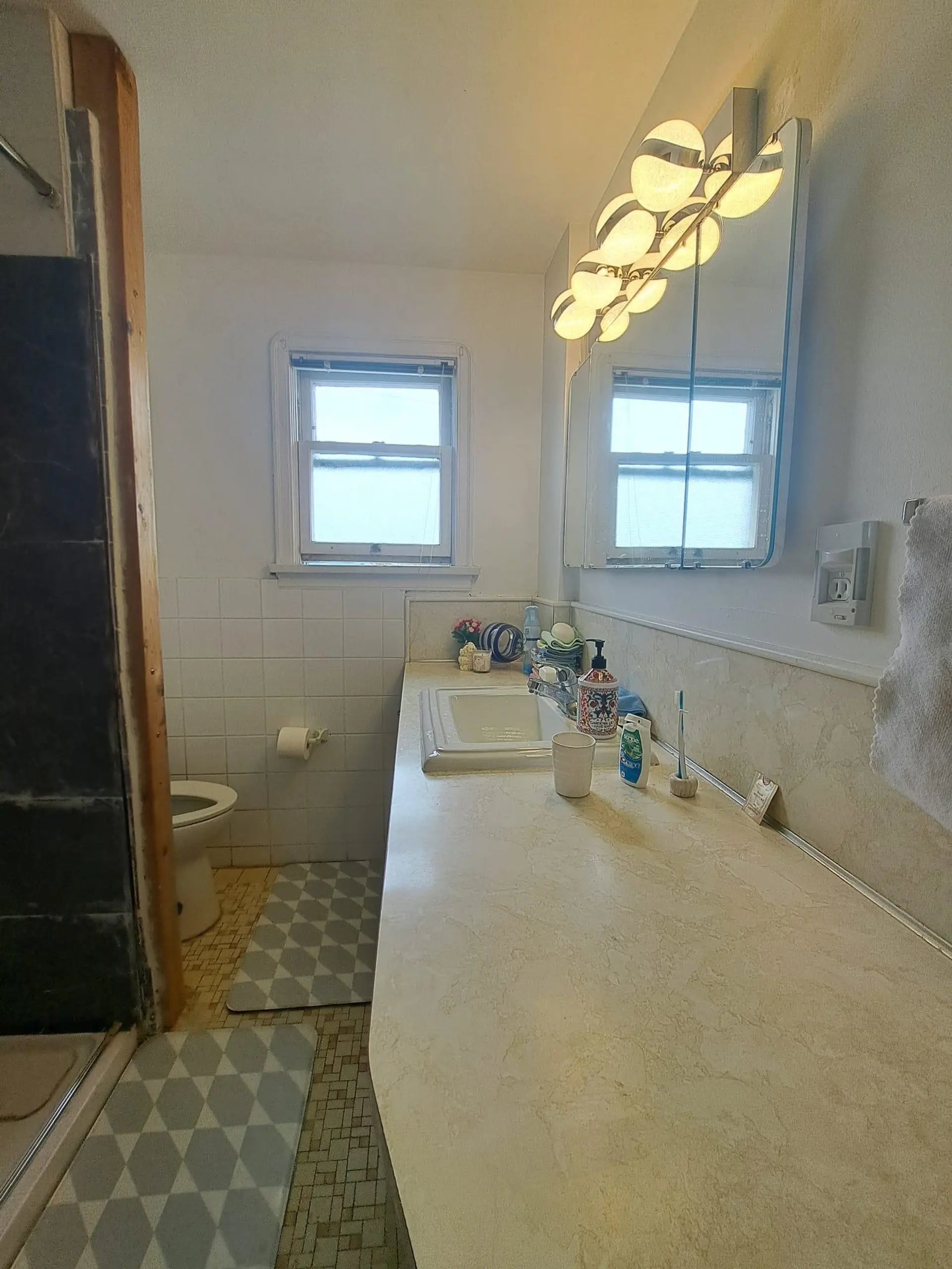 3995 Slocan Street - Image 15