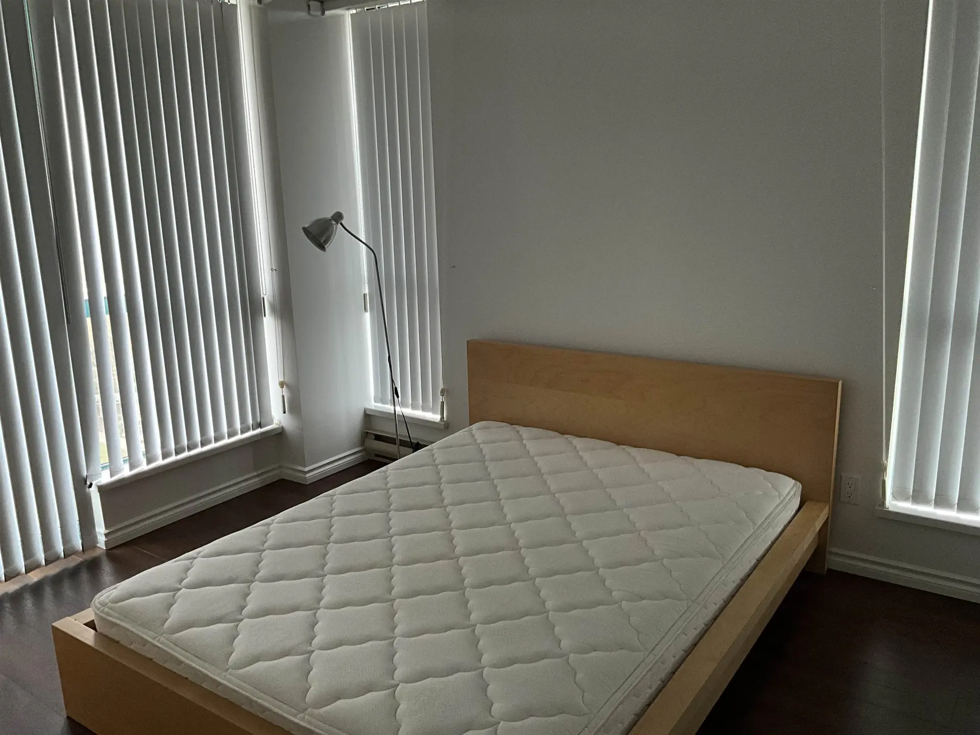#1606 7500 Granville Avenue - Image 4