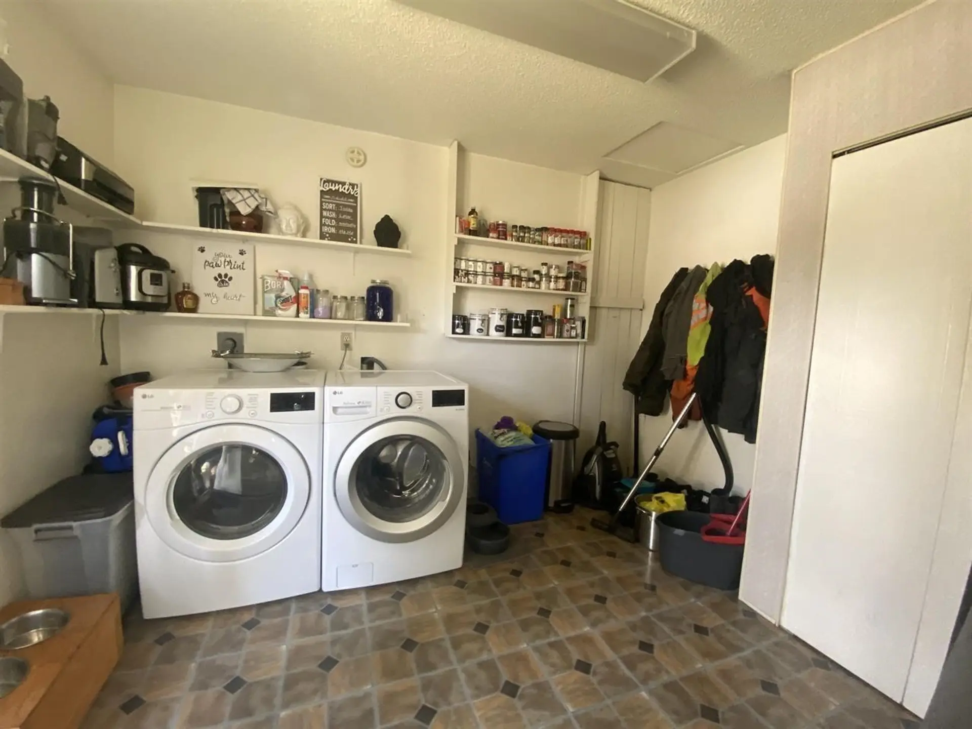 Property at 32525 GEORGE FERGUSON WAY, Abbotsford, BC