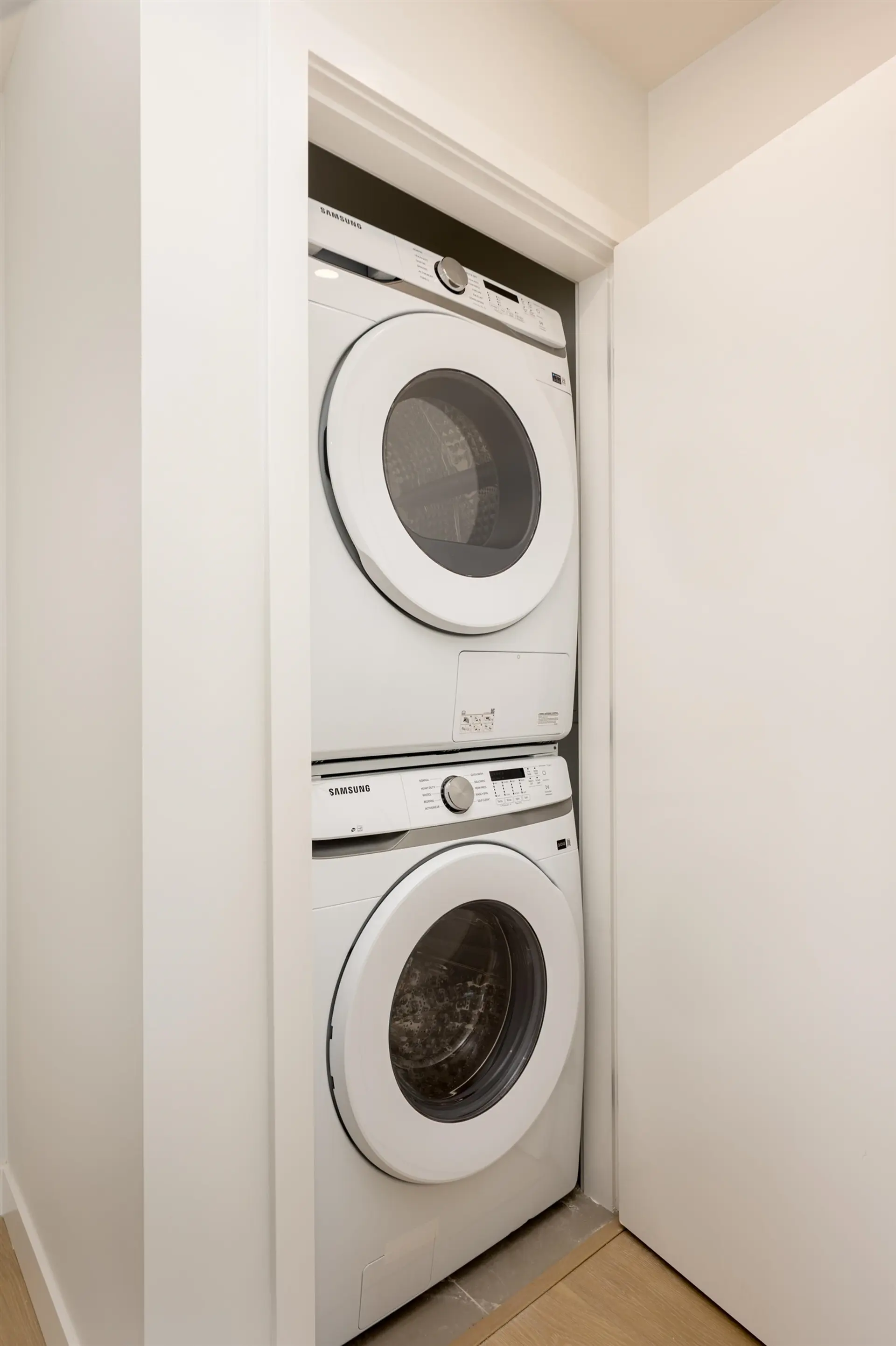 Property at #305 5398 207 STREET, Langley, BC