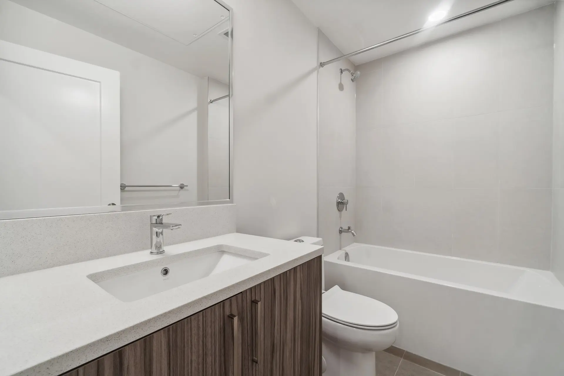 Property at #403 5535 HASTINGS STREET, Burnaby, BC