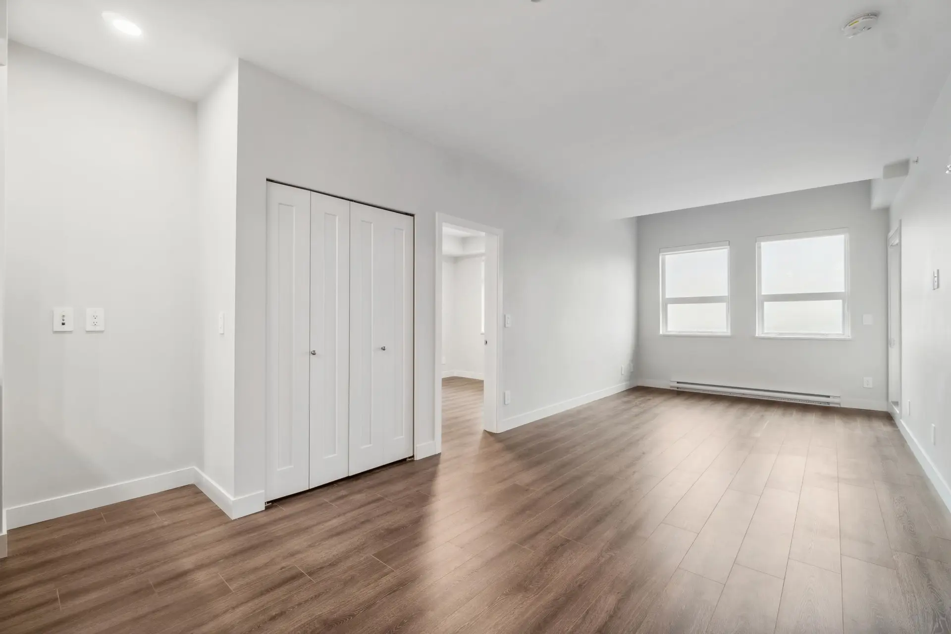 Property at #403 5535 HASTINGS STREET, Burnaby, BC