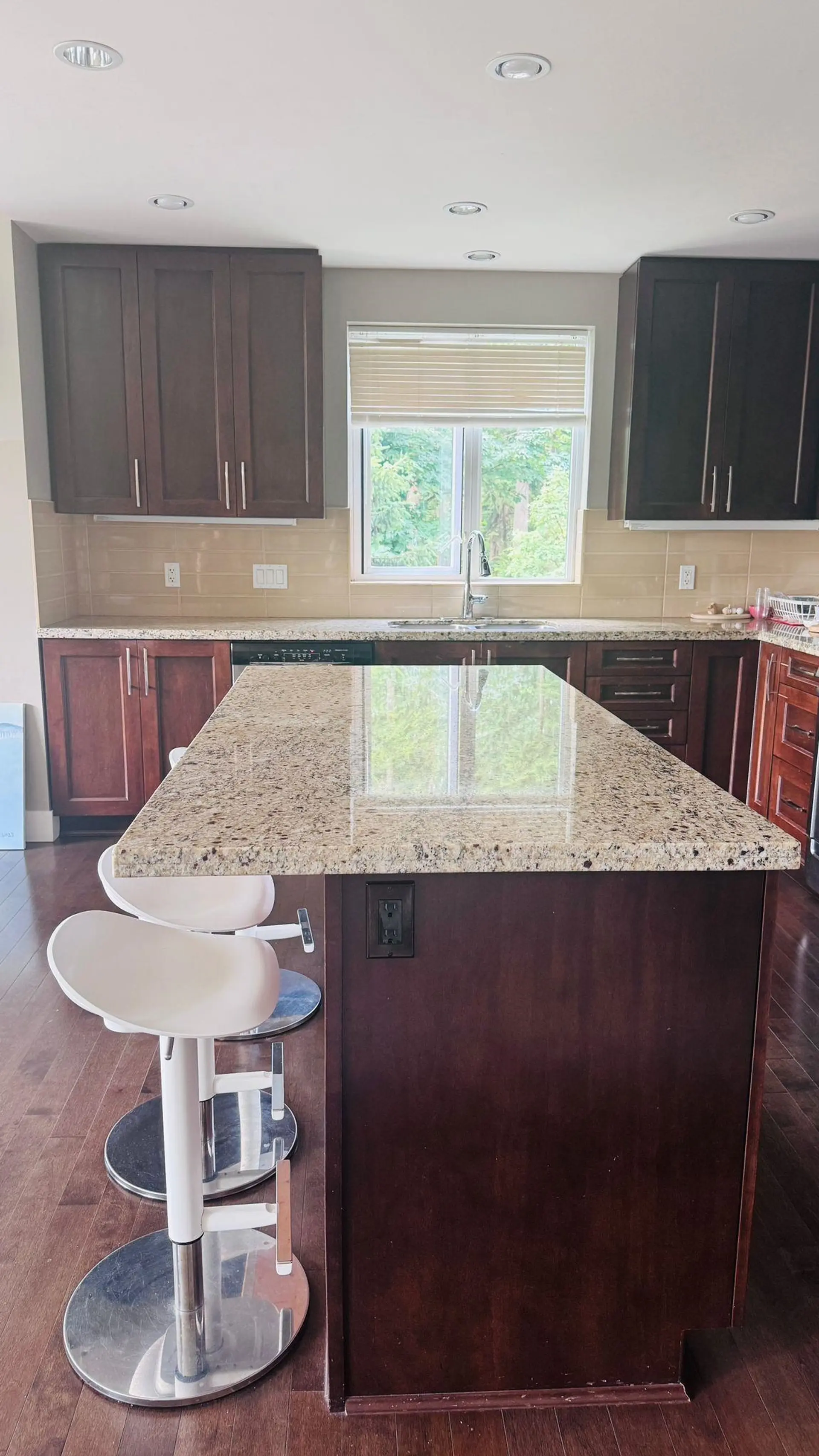 Property at #301 1415 PARKWAY BOULEVARD, Coquitlam, BC