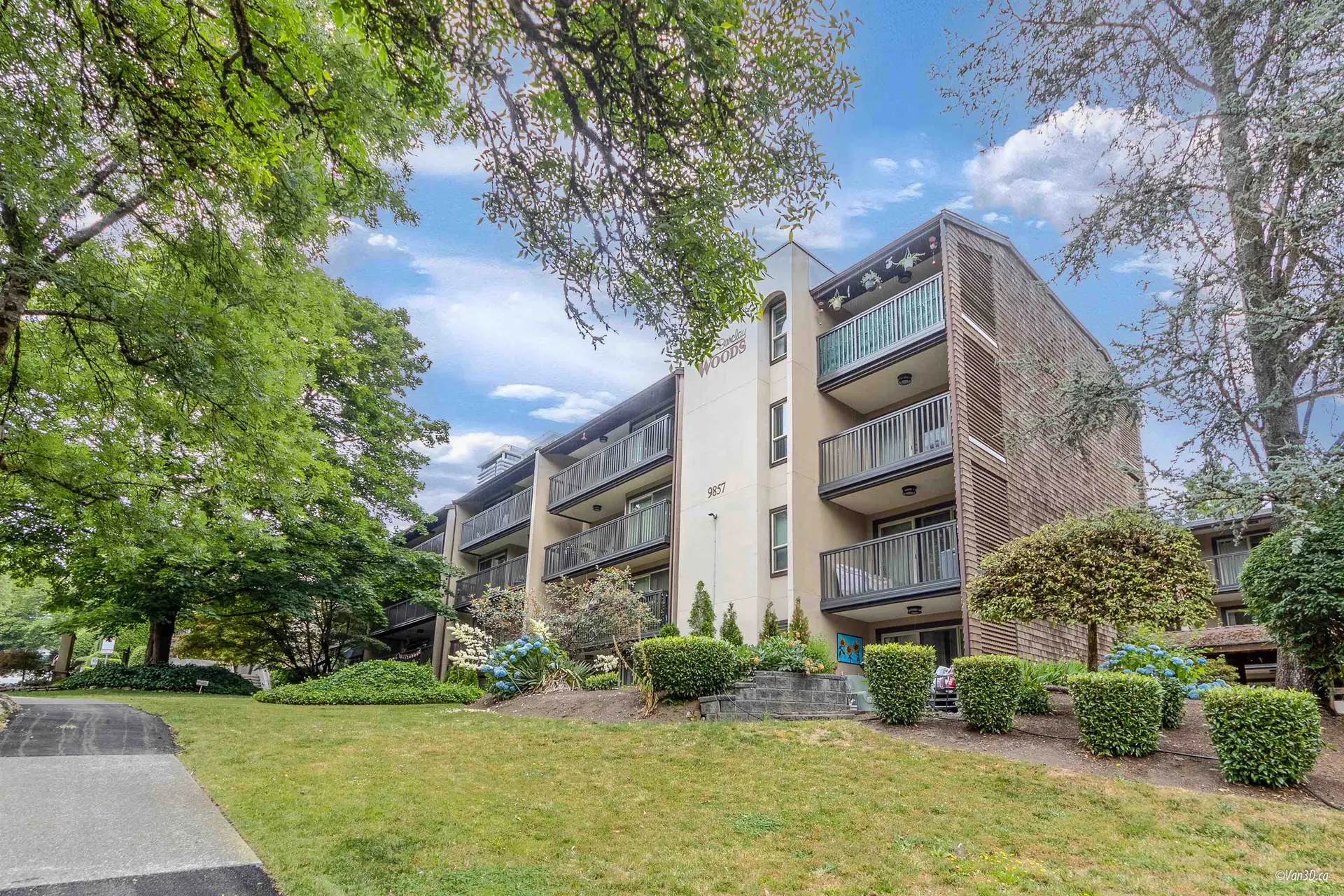 #320 9857 Manchester Drive - Image 20