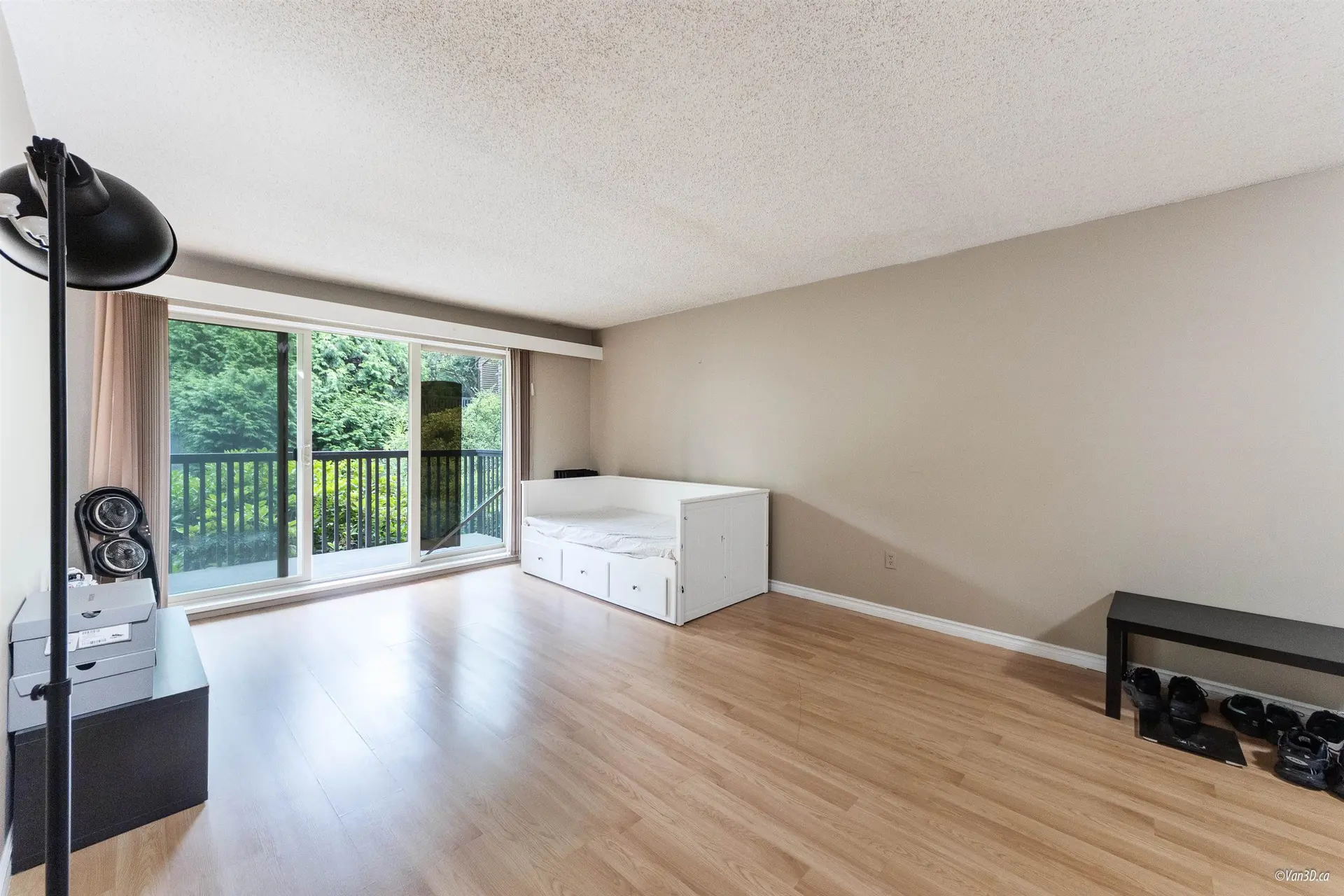 #320 9857 Manchester Drive - Image 11