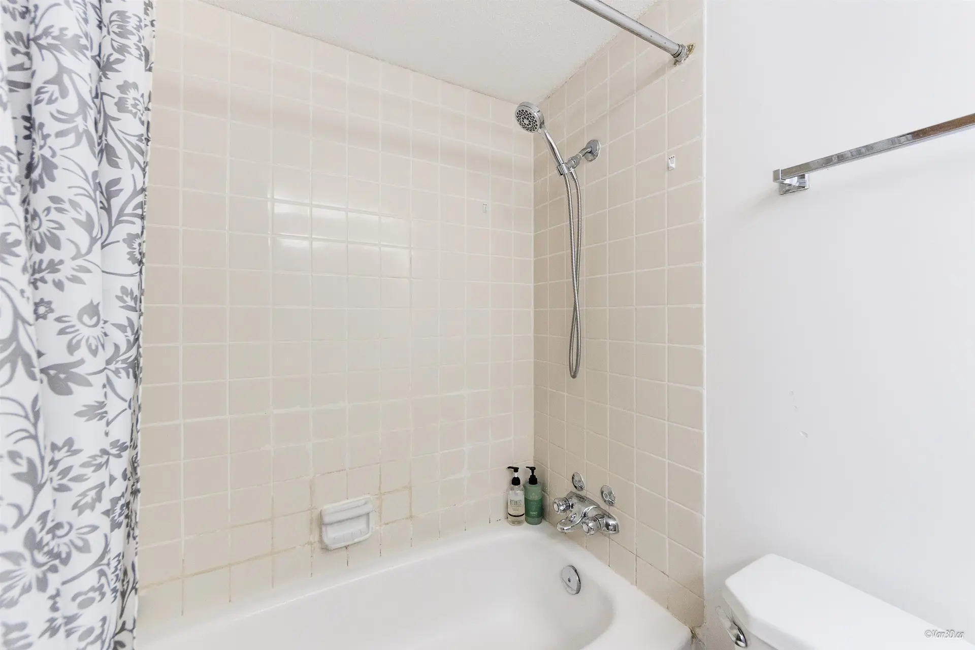 #320 9857 Manchester Drive - Image 4