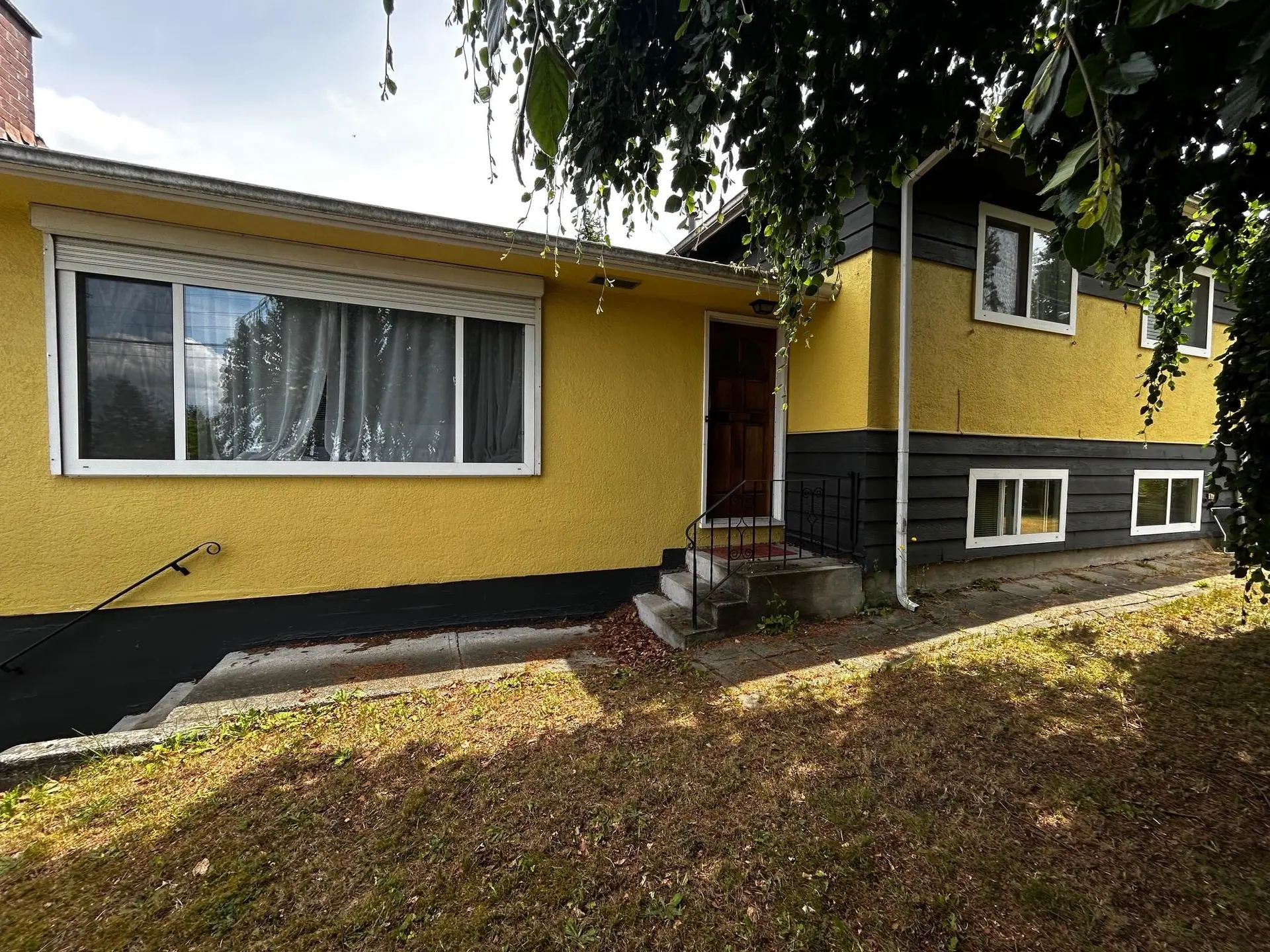 Property at 9678 PRINCESS DRIVE, Surrey, BC