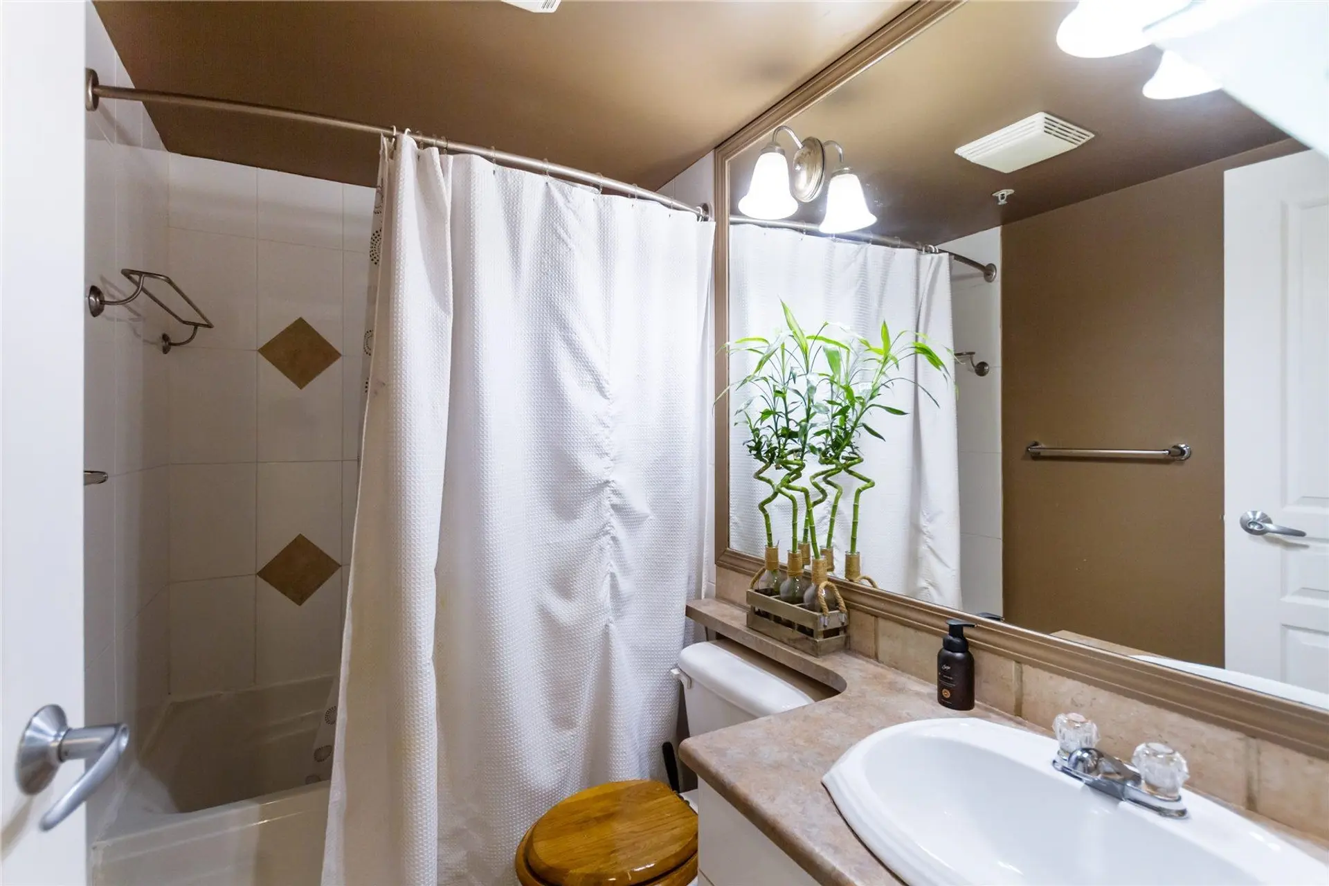 #210 1989 Dunbar Street - Image 14