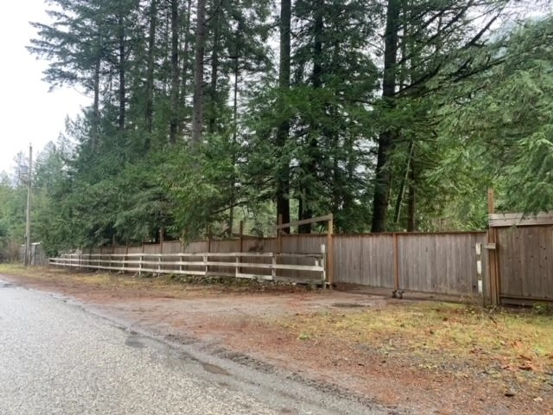 Property at 19552 SILVER SKAGIT ROAD, Hope, BC