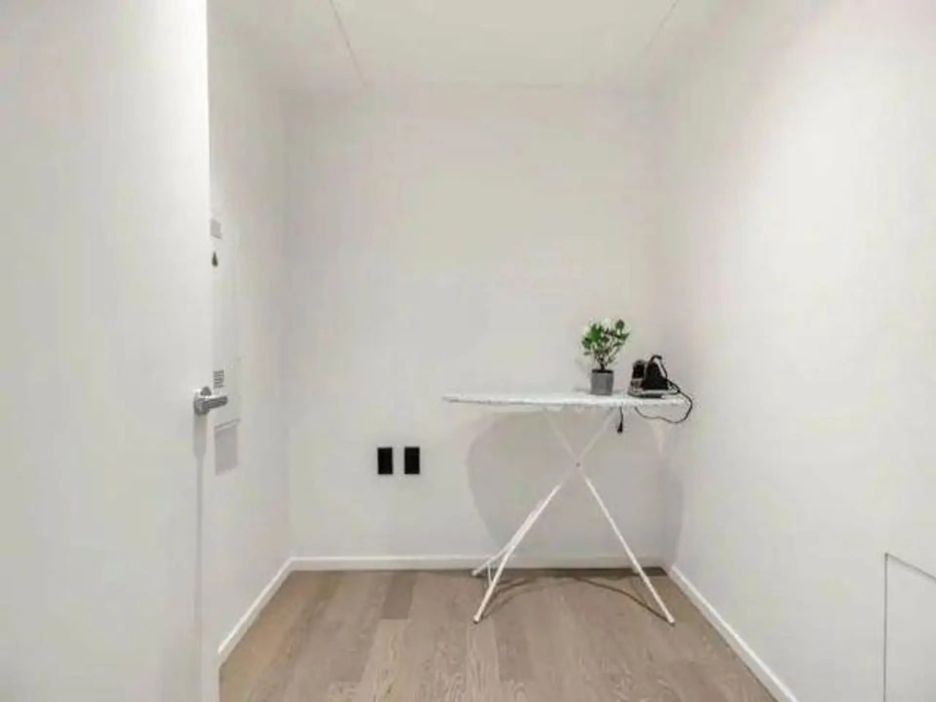 Property at #1504 1408 ROBSON STREET, Vancouver, BC