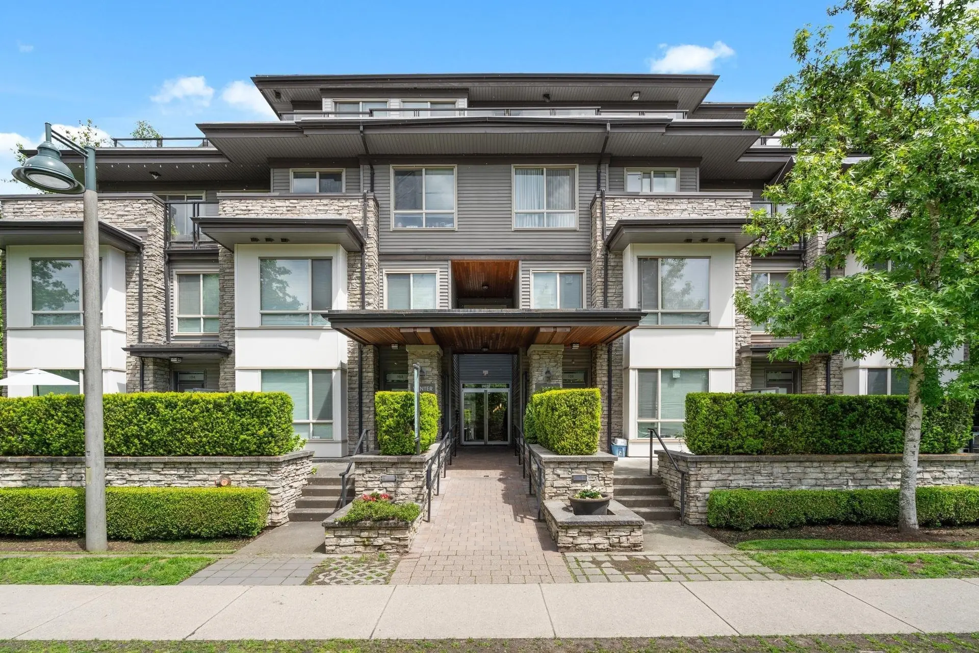 #215 7478 Byrnepark Walk - Image 1