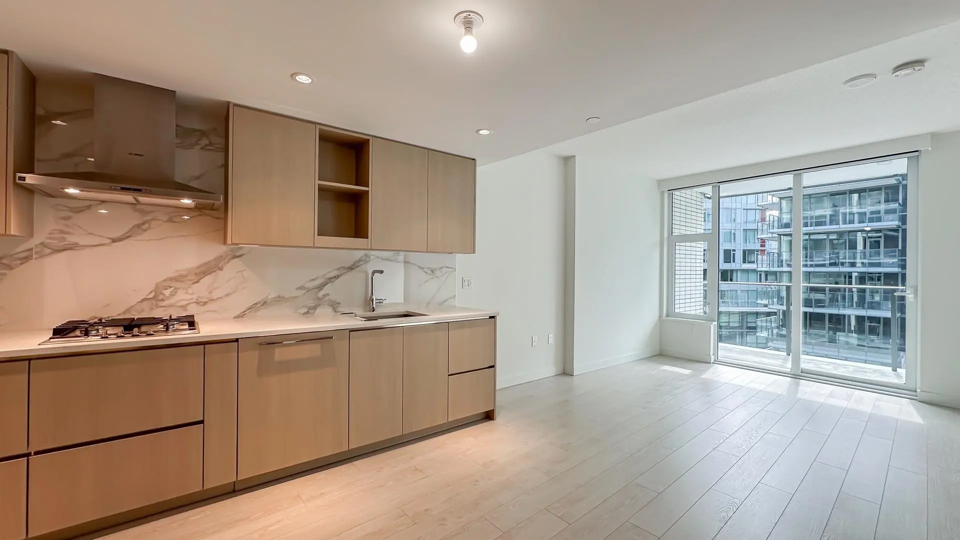 Property at #886 8671 HAZELBRIDGE WAY, Richmond, BC