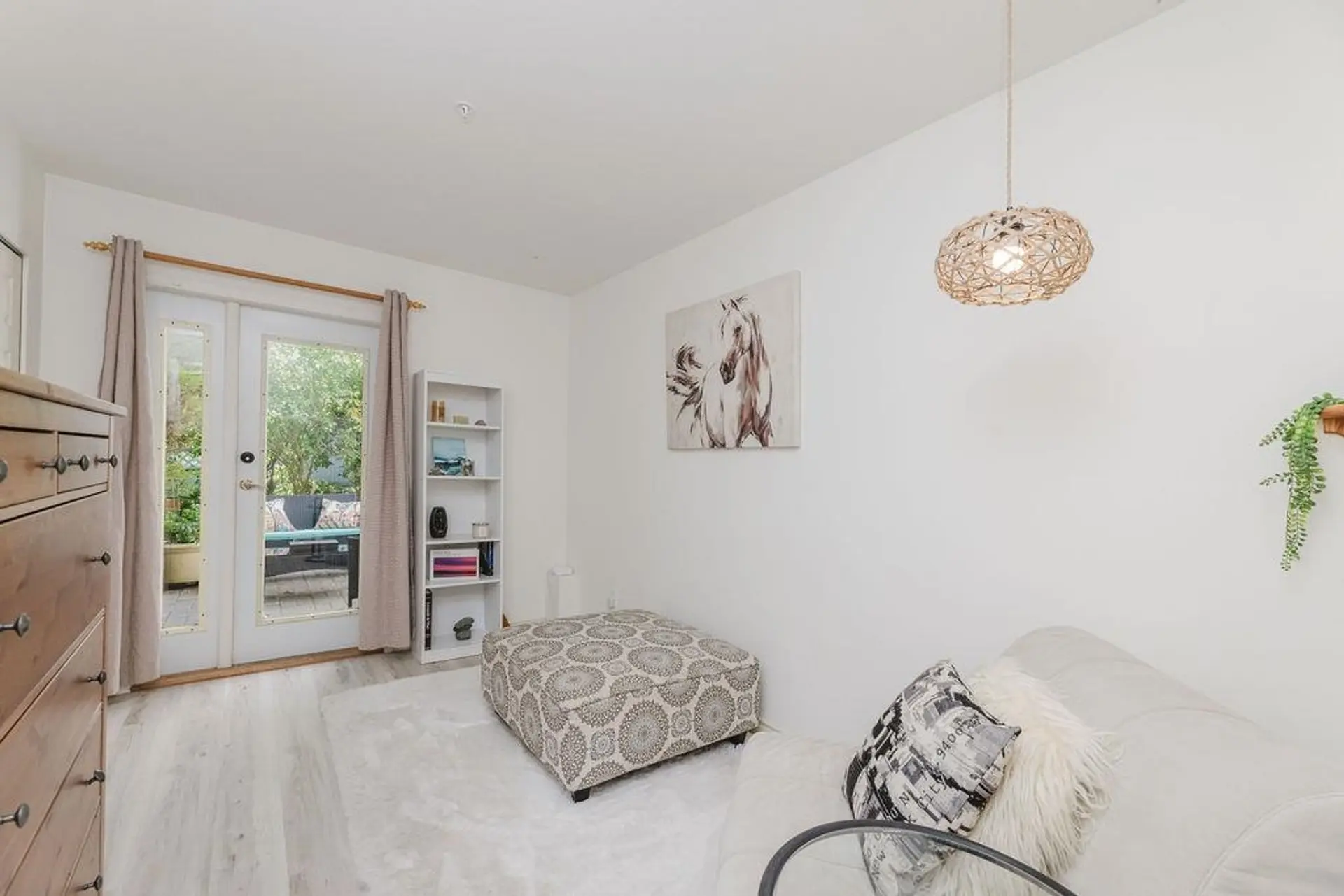 #4 5740 Marine Way - Image 13