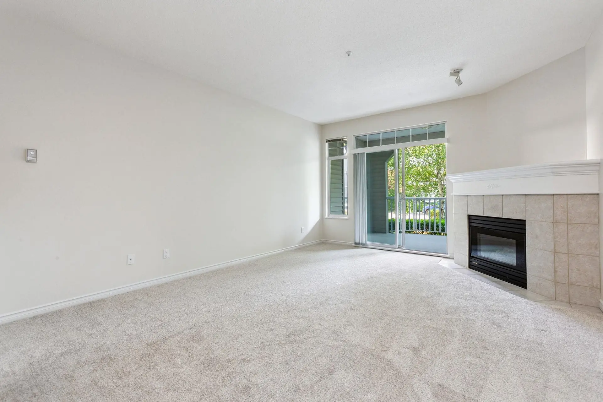 #101 20897 57 Avenue - Image 2