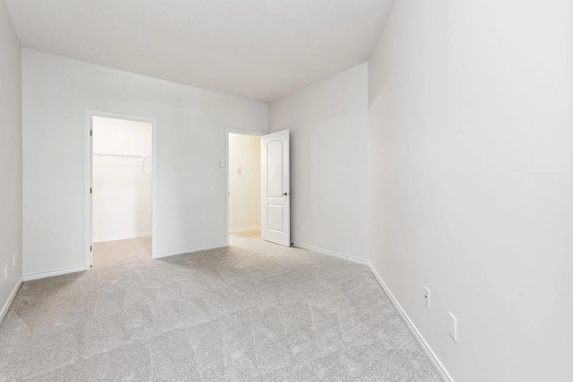 #101 20897 57 Avenue - Image 10