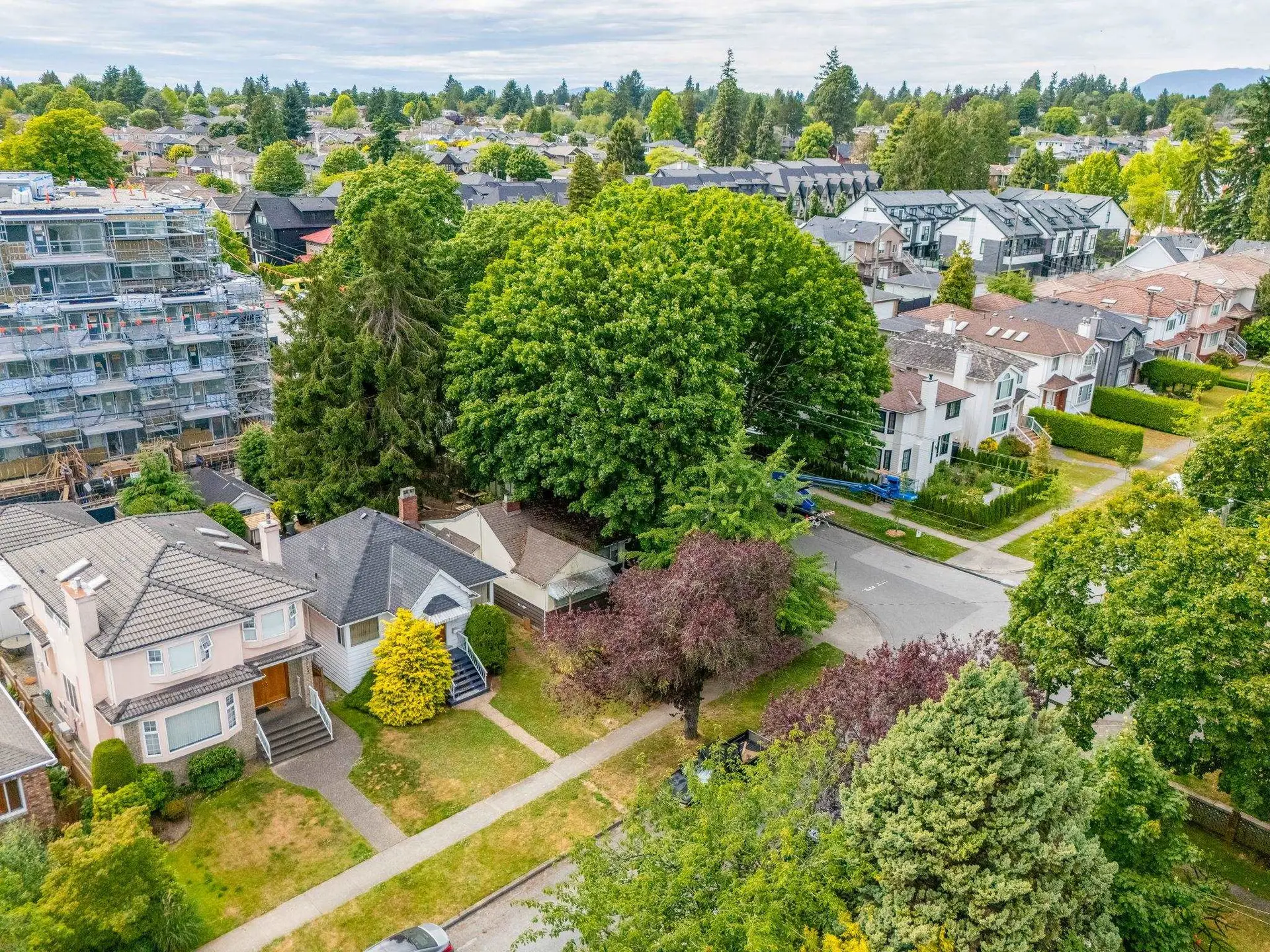 8019 Shaughnessy Street - Image 8