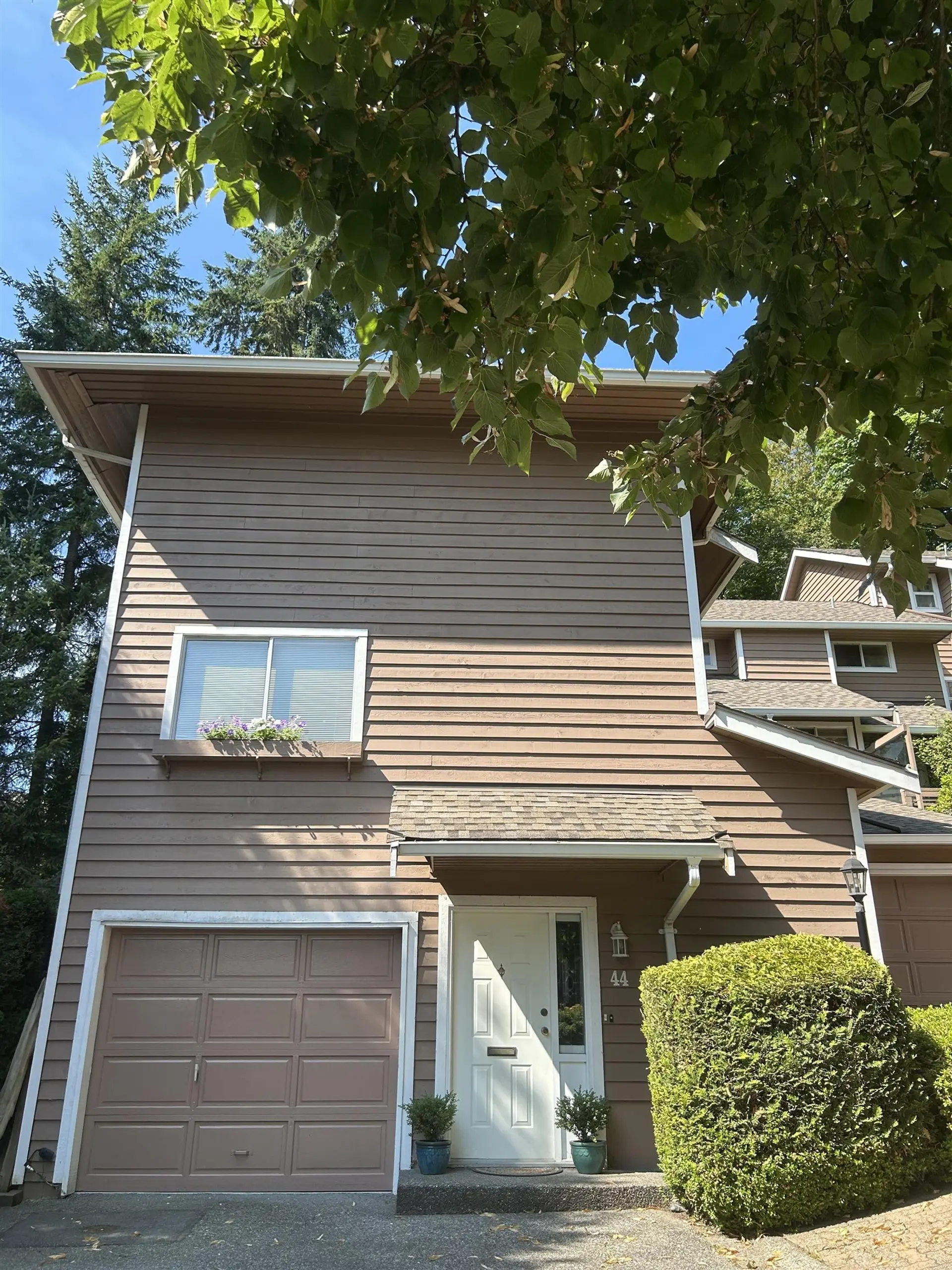 #44 9000 Ash Grove Crescent - Image 2