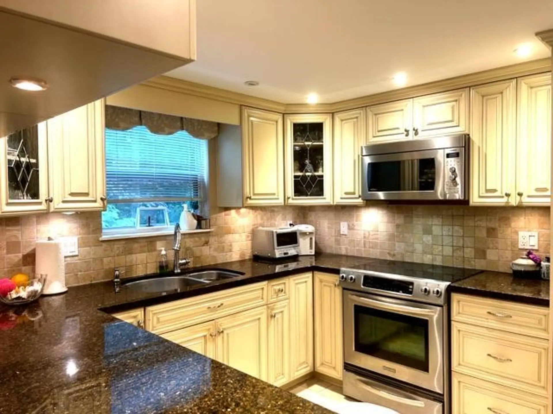 #44 9000 Ash Grove Crescent - Image 4
