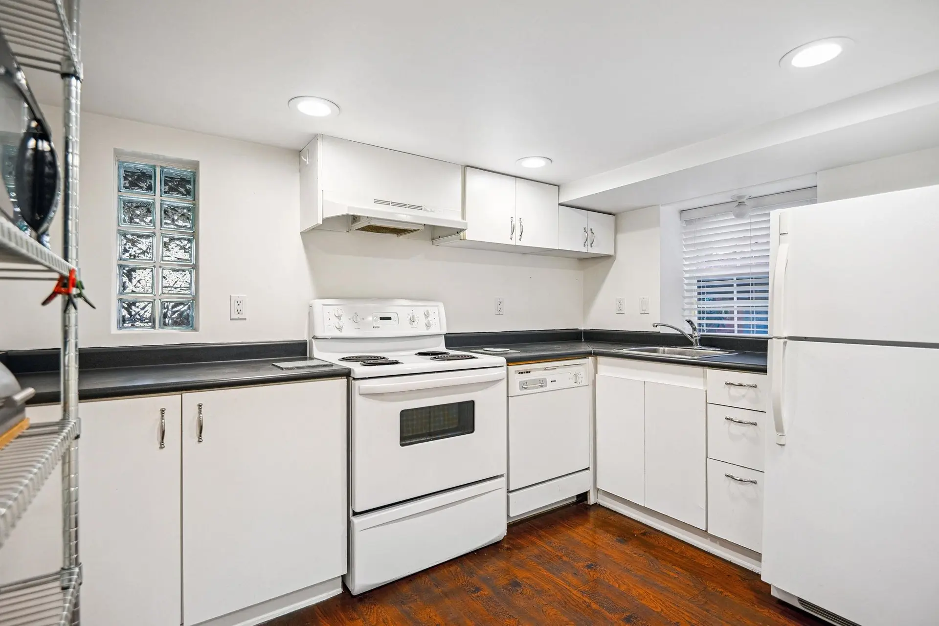 4533 W 8th Avenue - Image 16