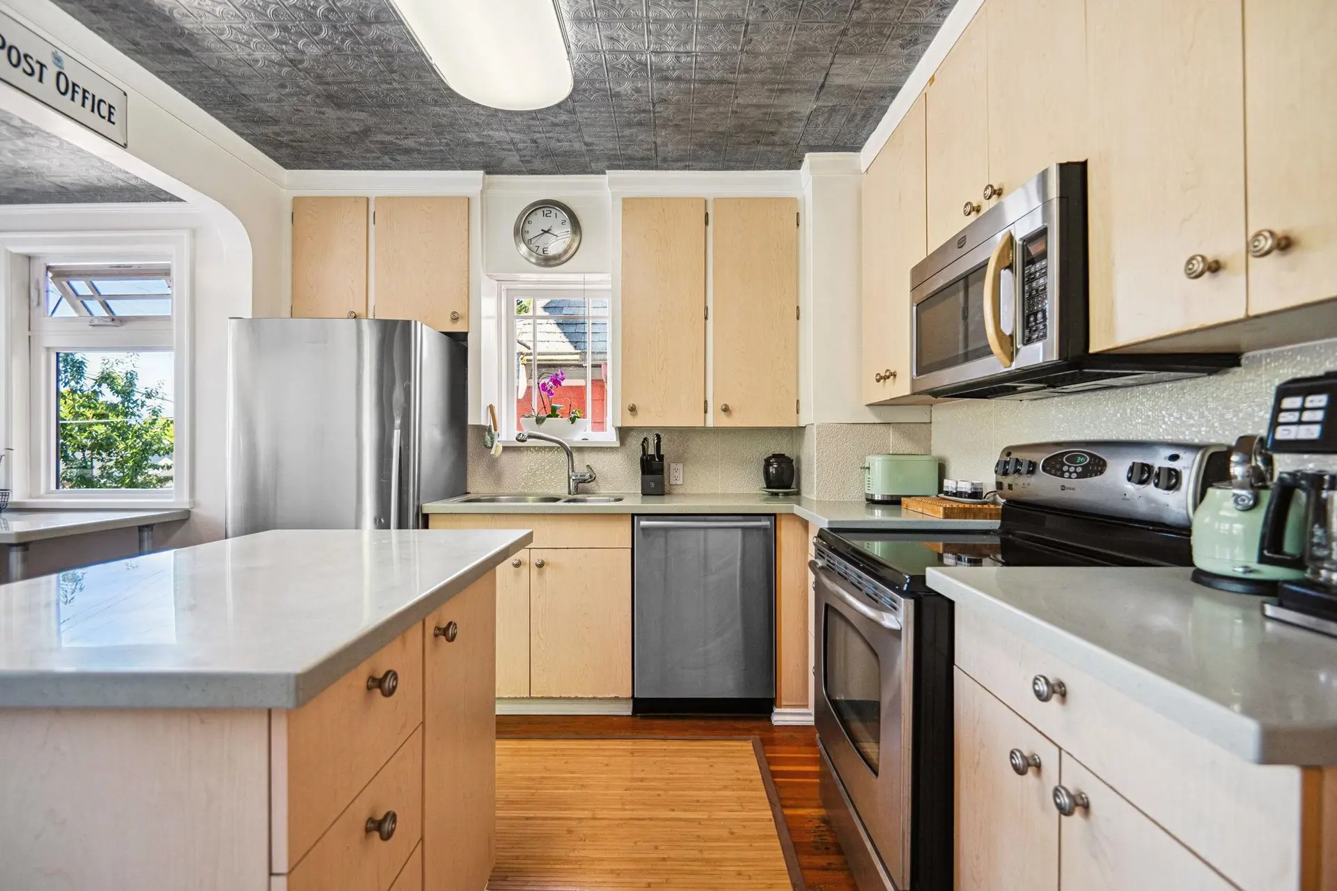 4533 W 8th Avenue - Image 8
