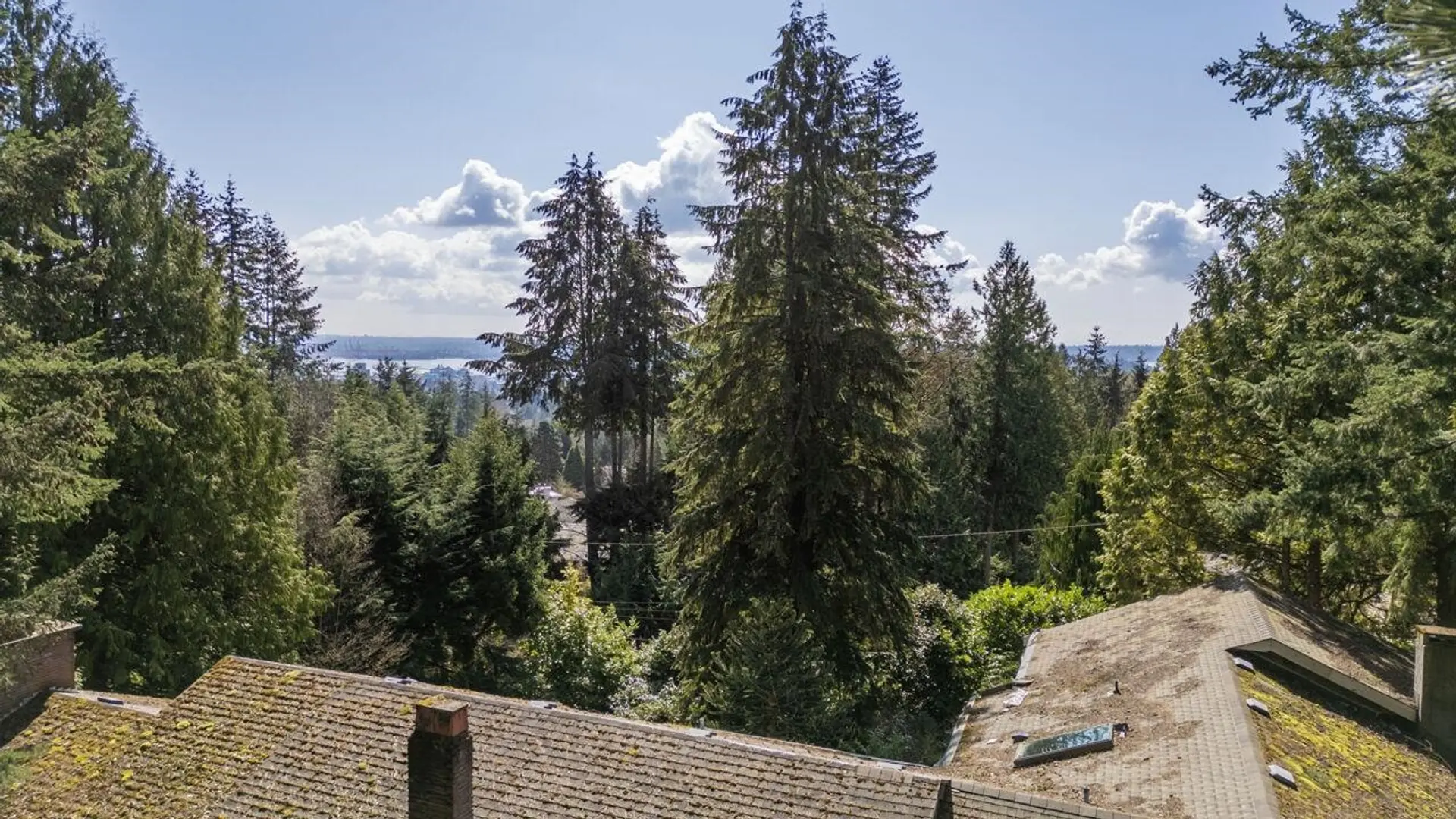 Property at 764 EYREMOUNT DRIVE, West Vancouver, BC