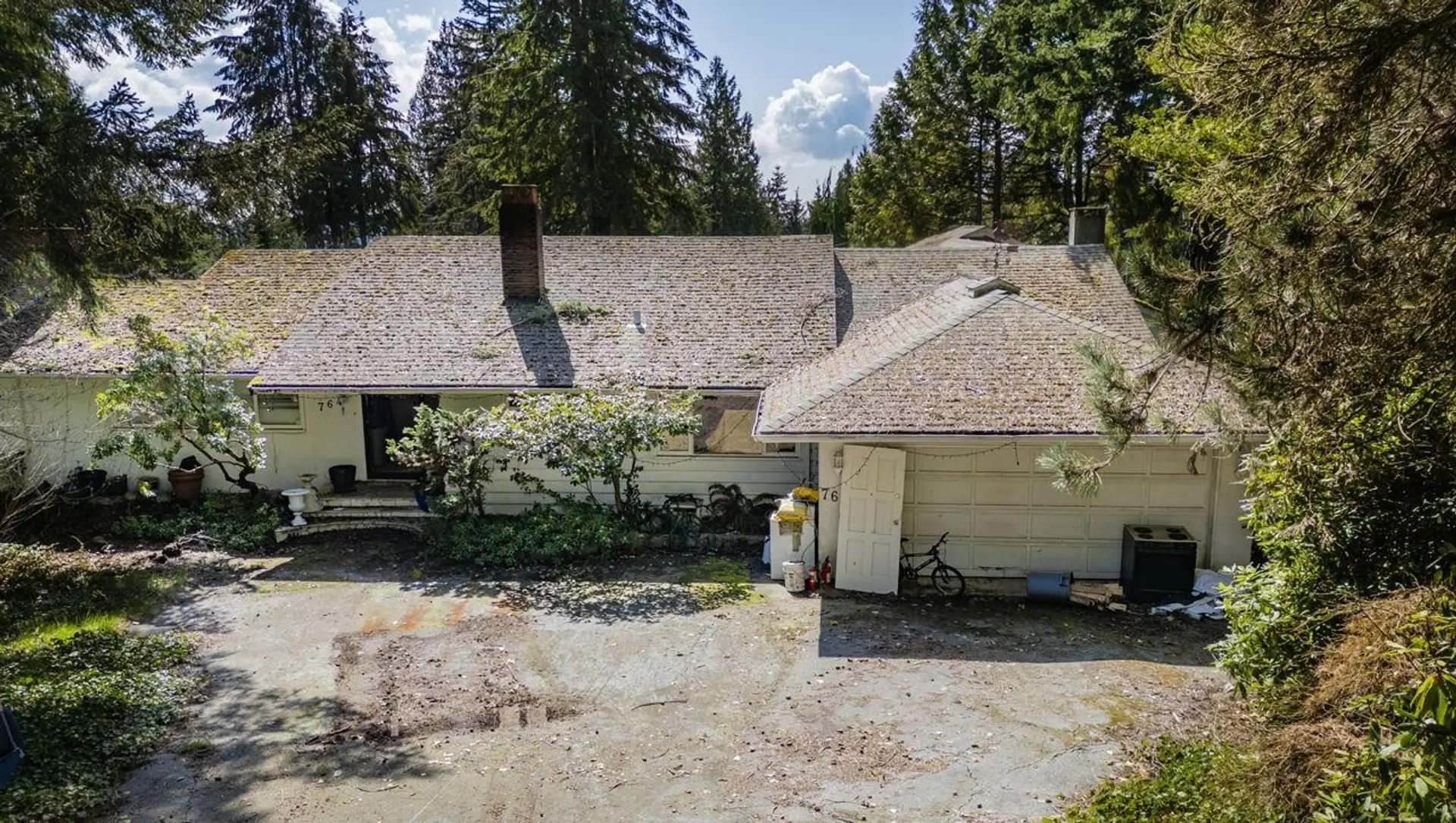 Property at 764 EYREMOUNT DRIVE, West Vancouver, BC