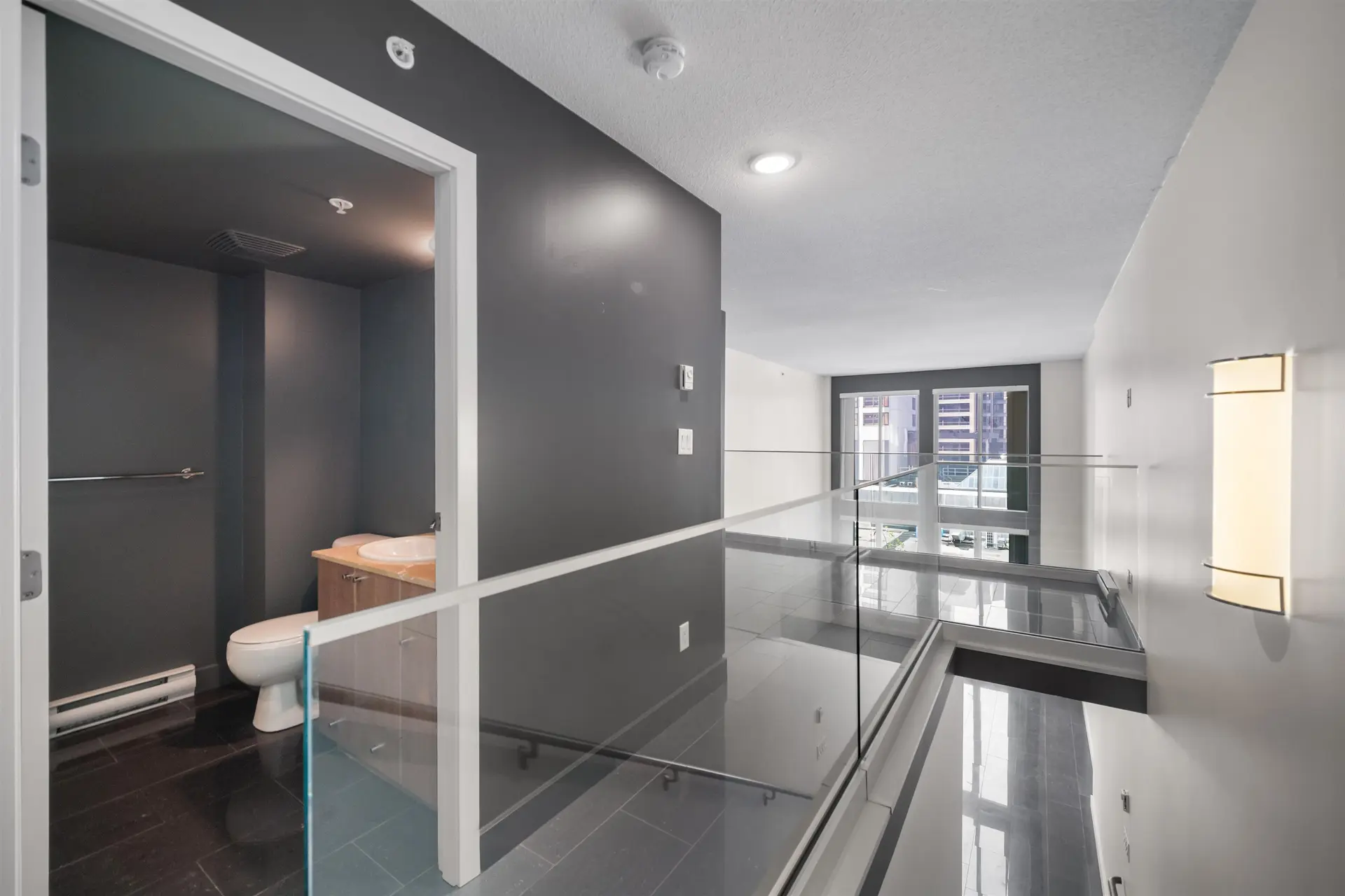 #606 610 Granville Street - Image 9