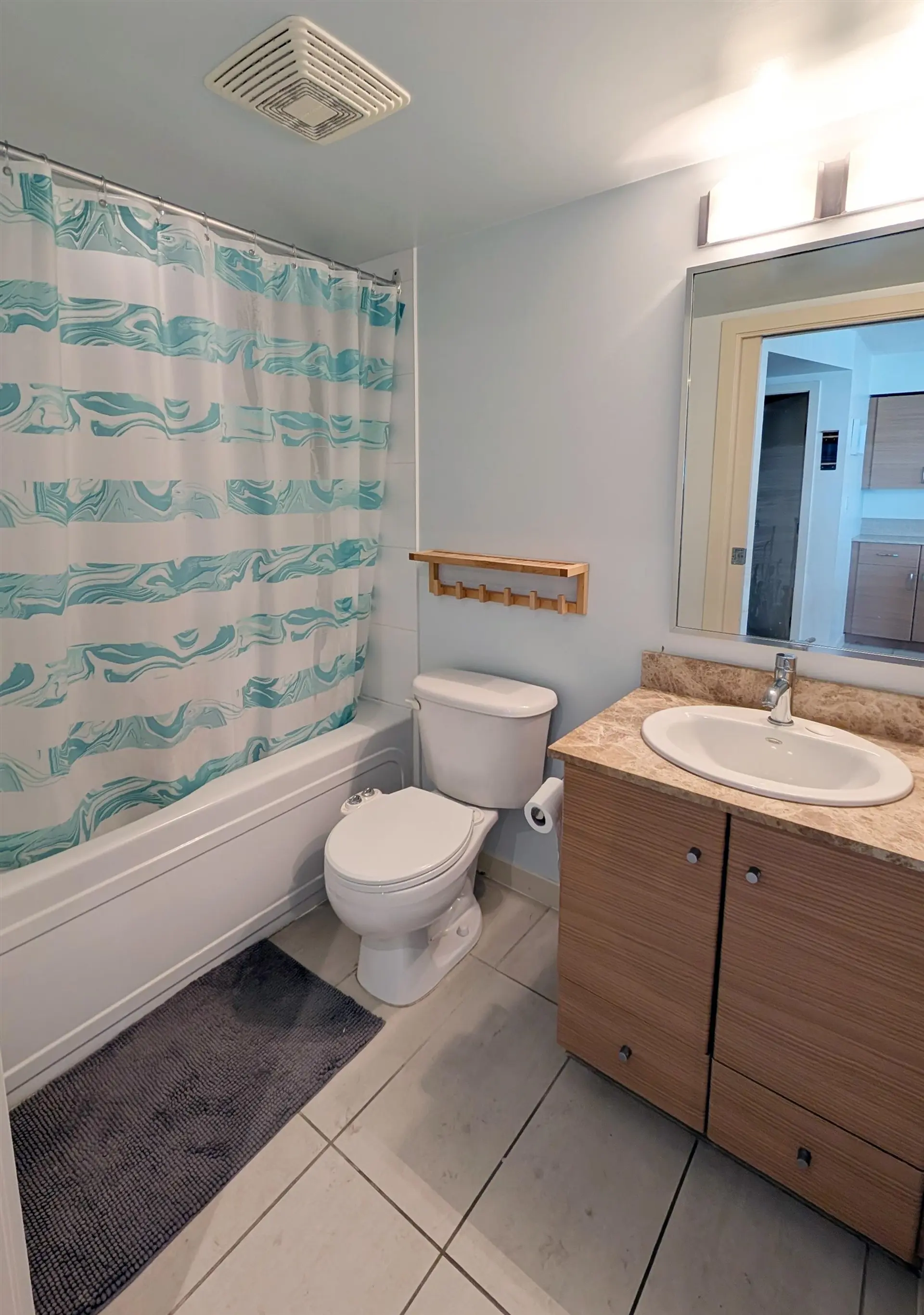 #2705 977 Mainland Street - Image 7