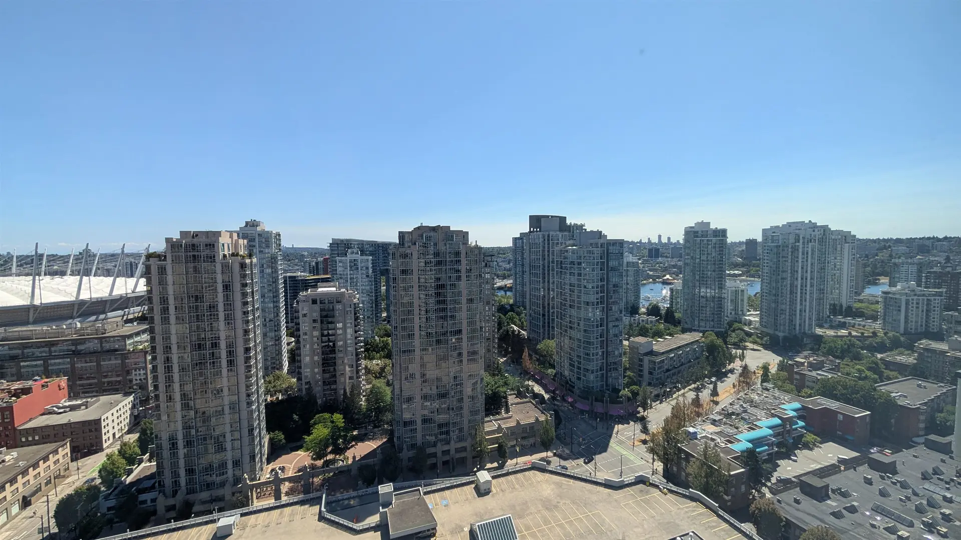 #2705 977 Mainland Street - Image 3