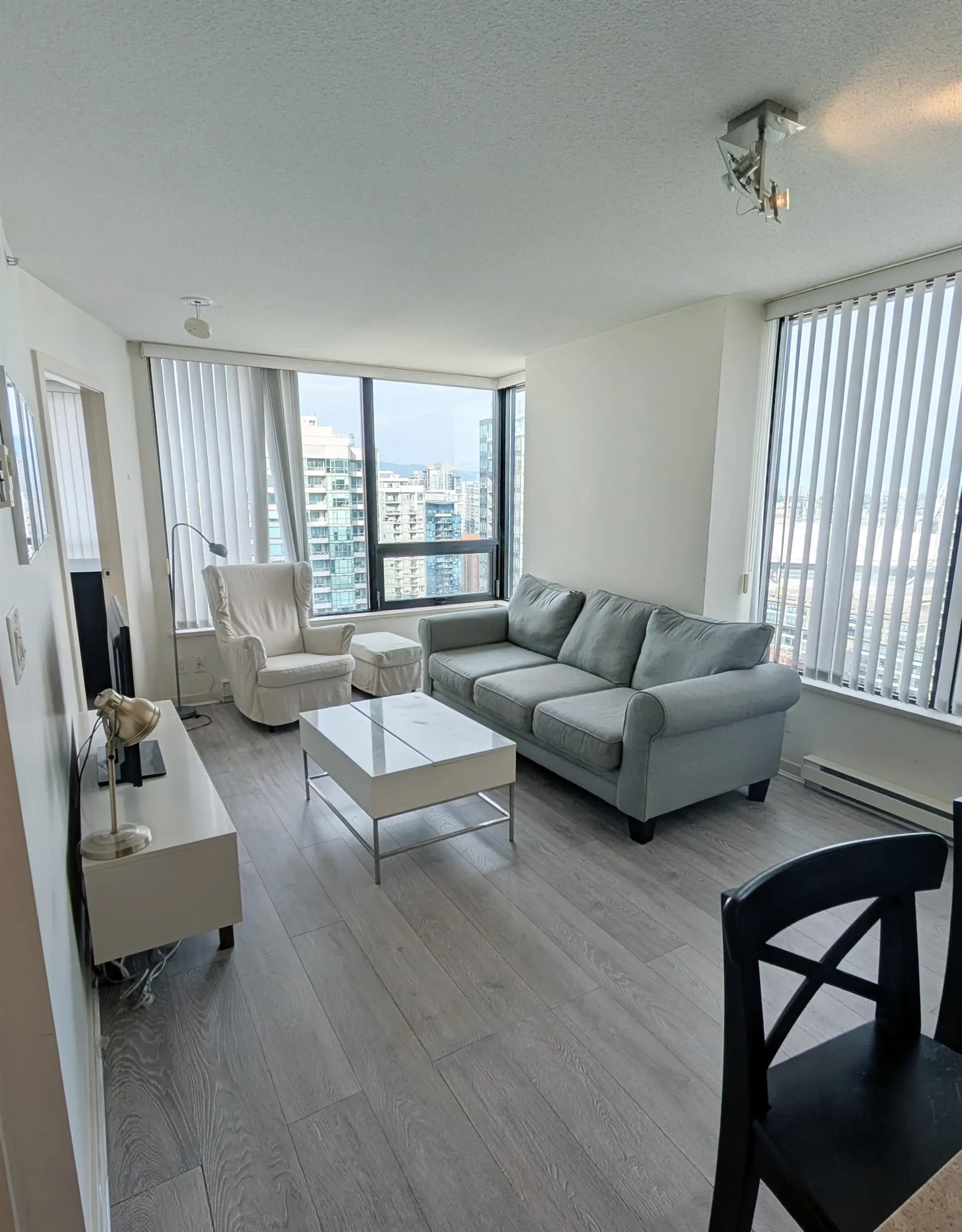 #2705 977 Mainland Street - Image 15