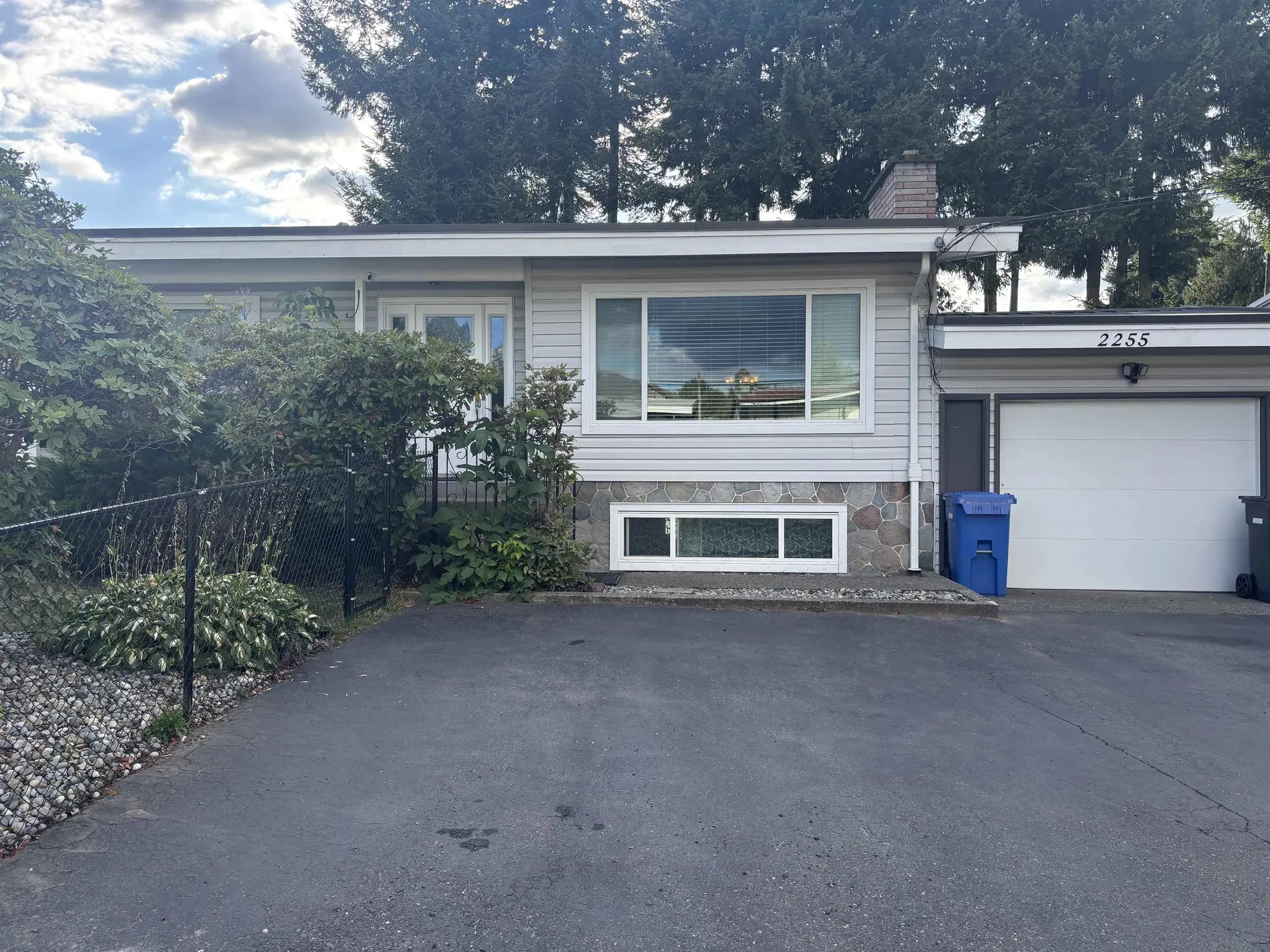 2255 Beaver Street - Image 1