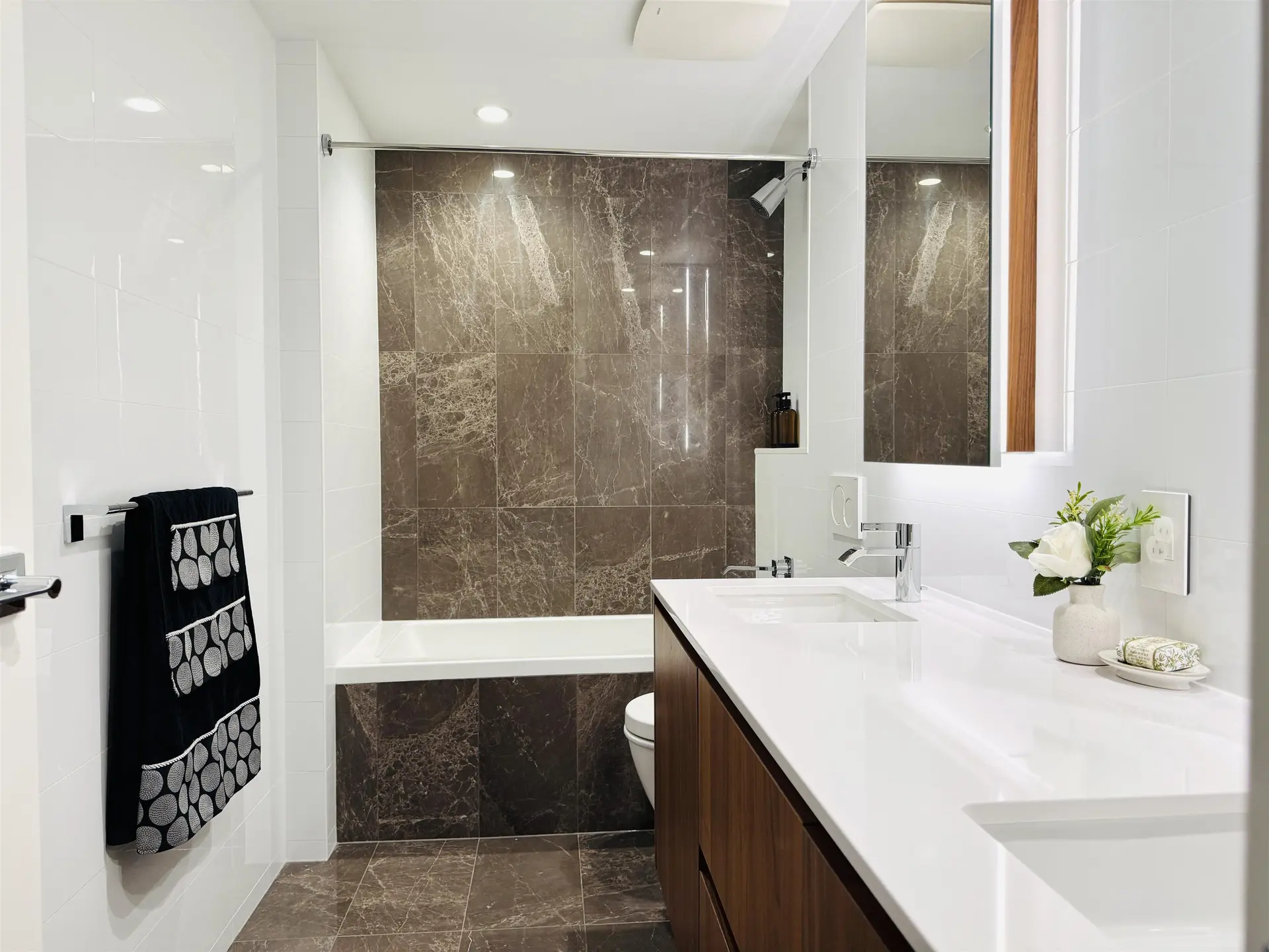 #204 375 W 59th Avenue - Image 6