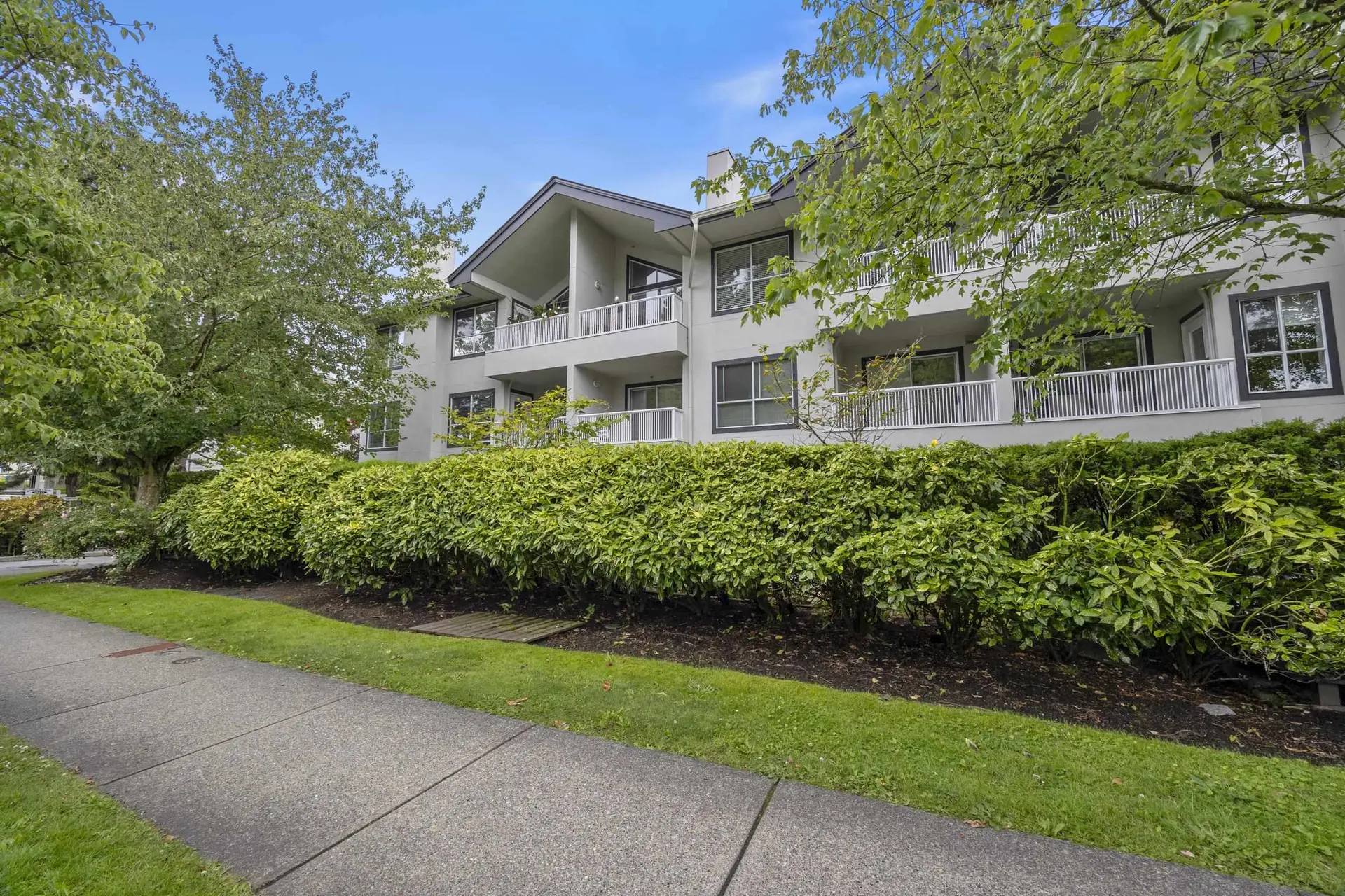 Property at #208 15272 20 AVENUE, Surrey, BC