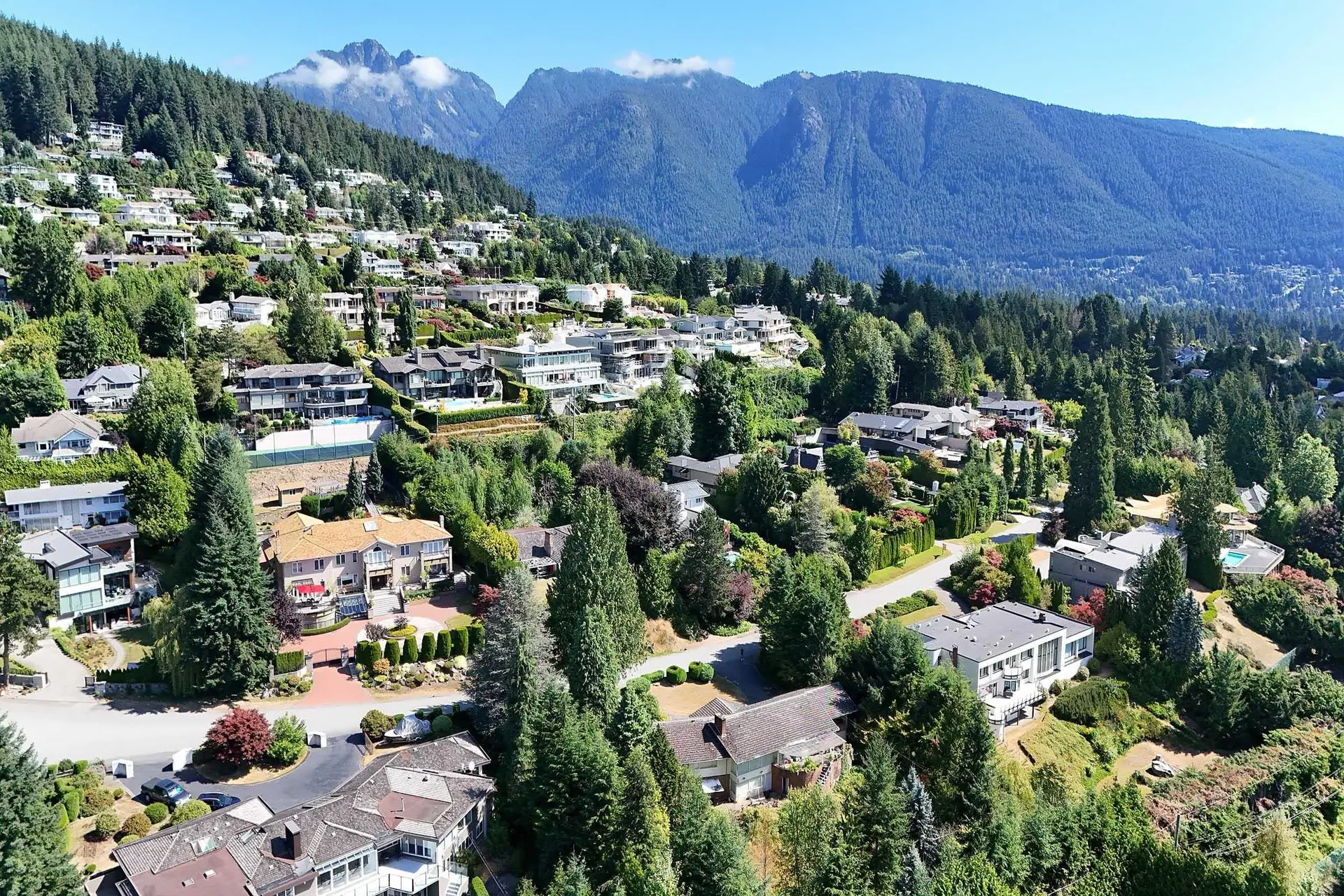 Property at 1084 GROVELAND ROAD, West Vancouver, BC