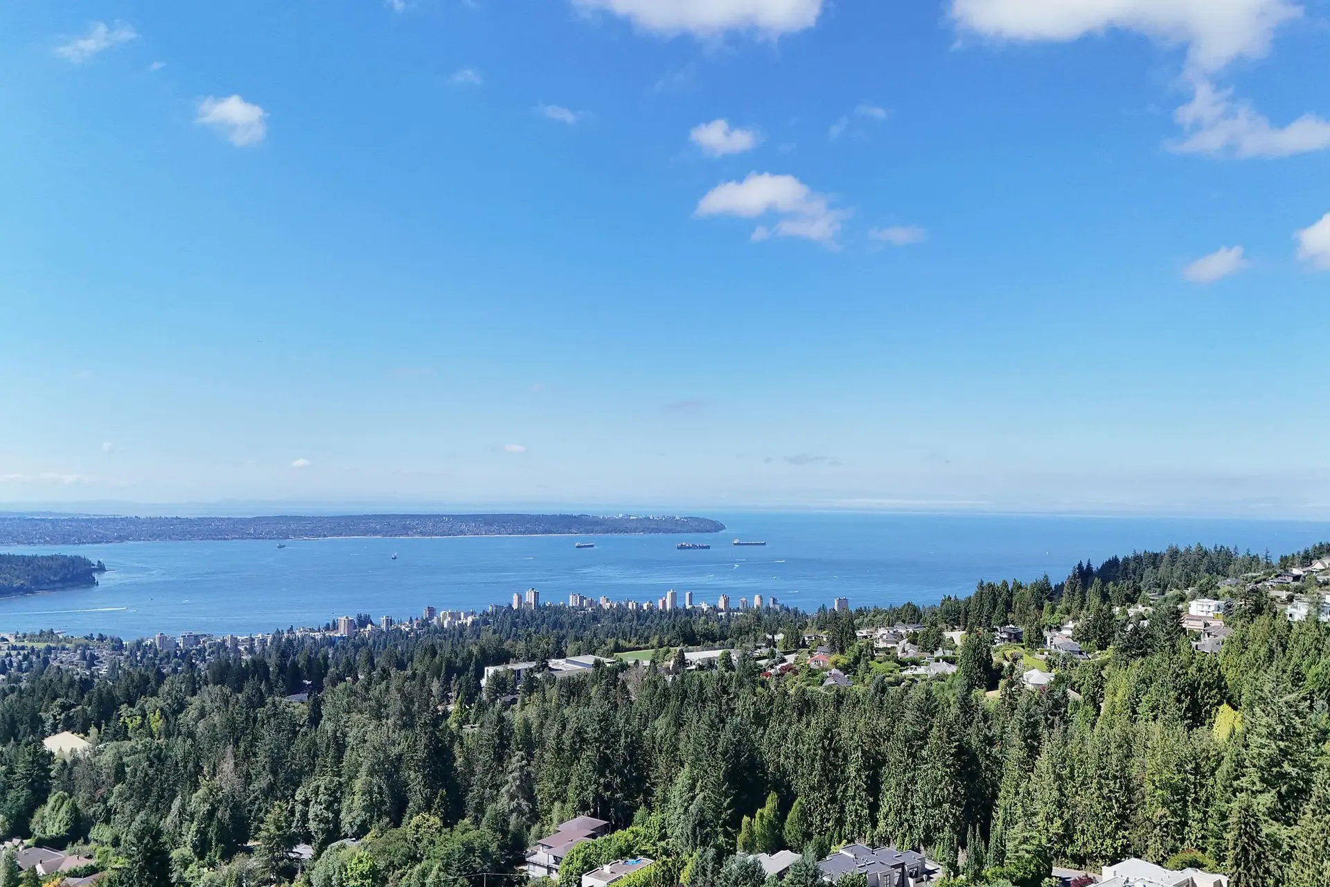 Property at 1084 GROVELAND ROAD, West Vancouver, BC