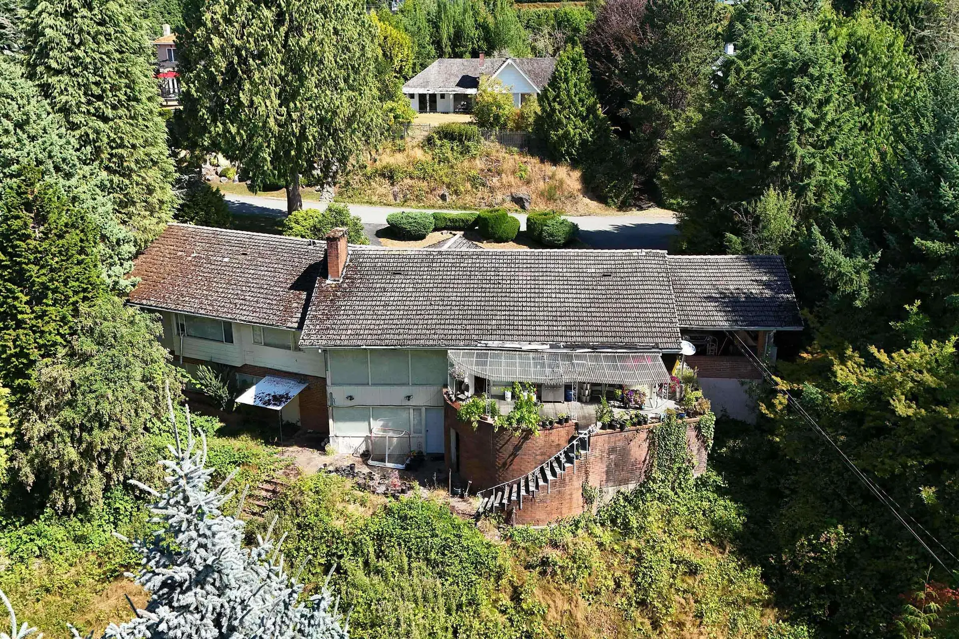 Property at 1084 GROVELAND ROAD, West Vancouver, BC