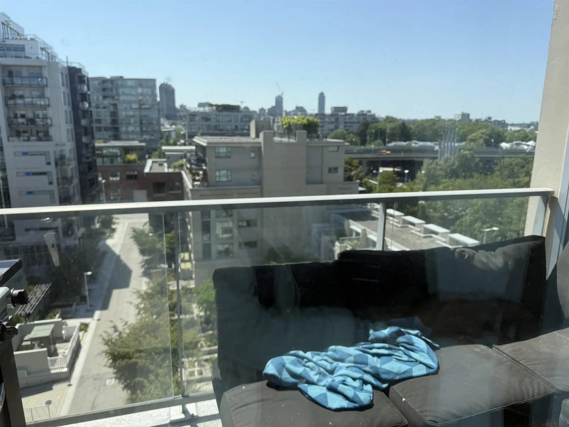 #907 1833 Crowe Street - Image 10